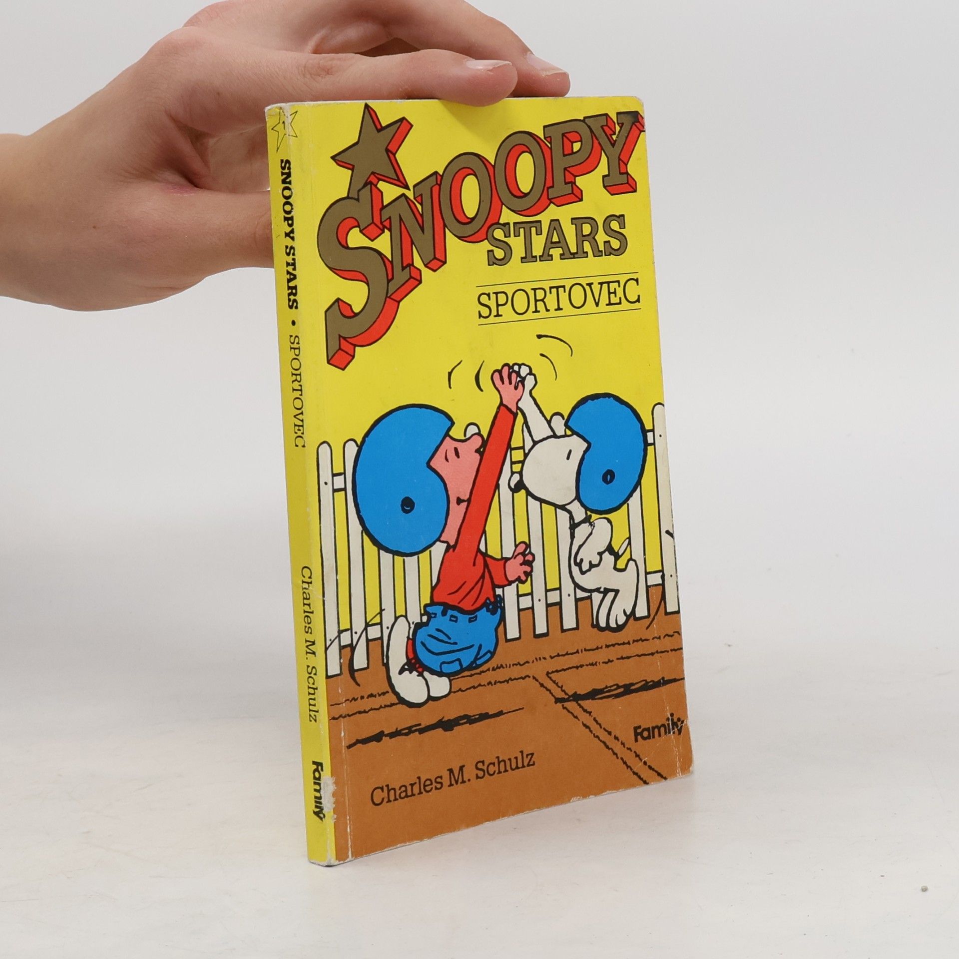 Charles M. Schulz Snoopy stars. Sportovec