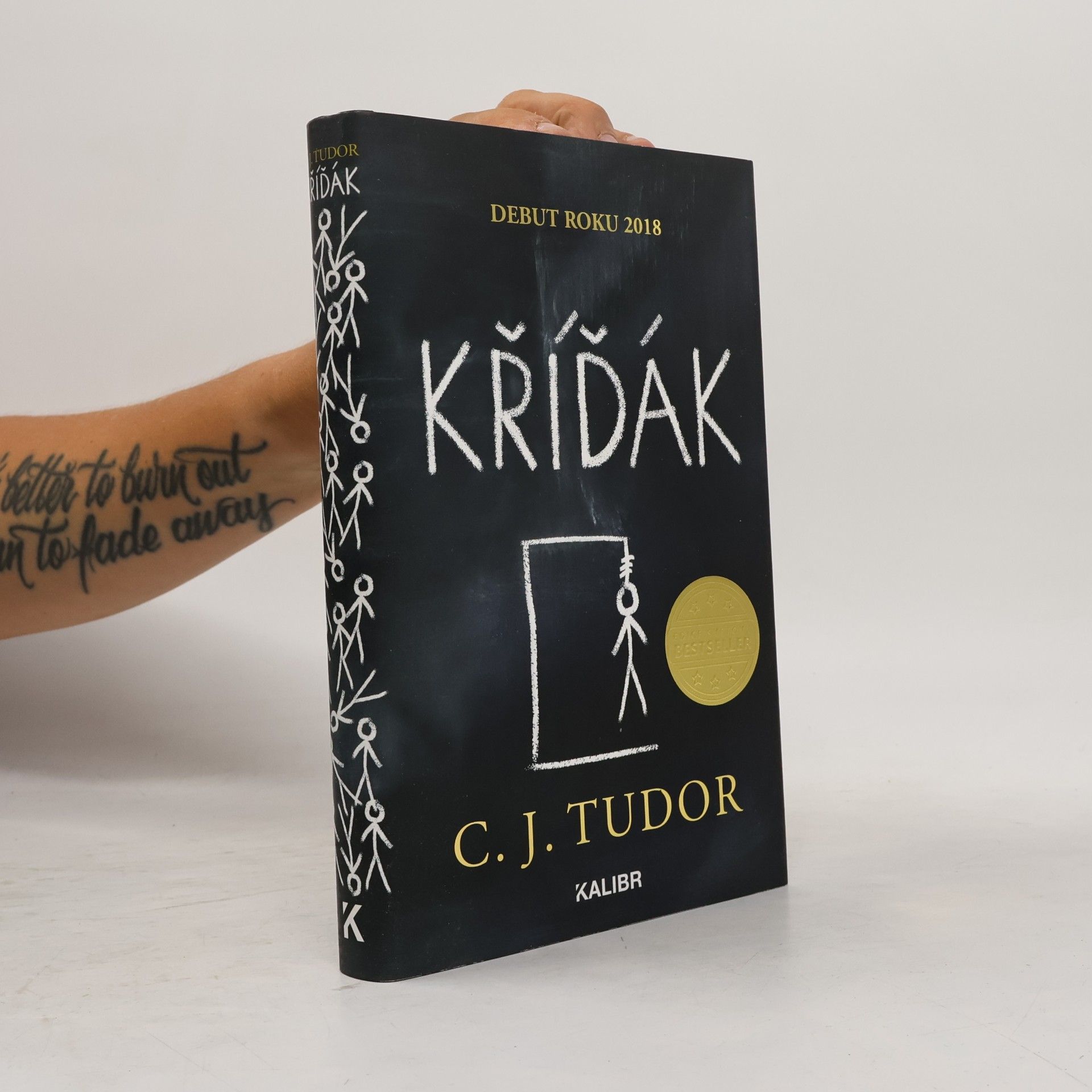 C. J. Tudor Kříďák