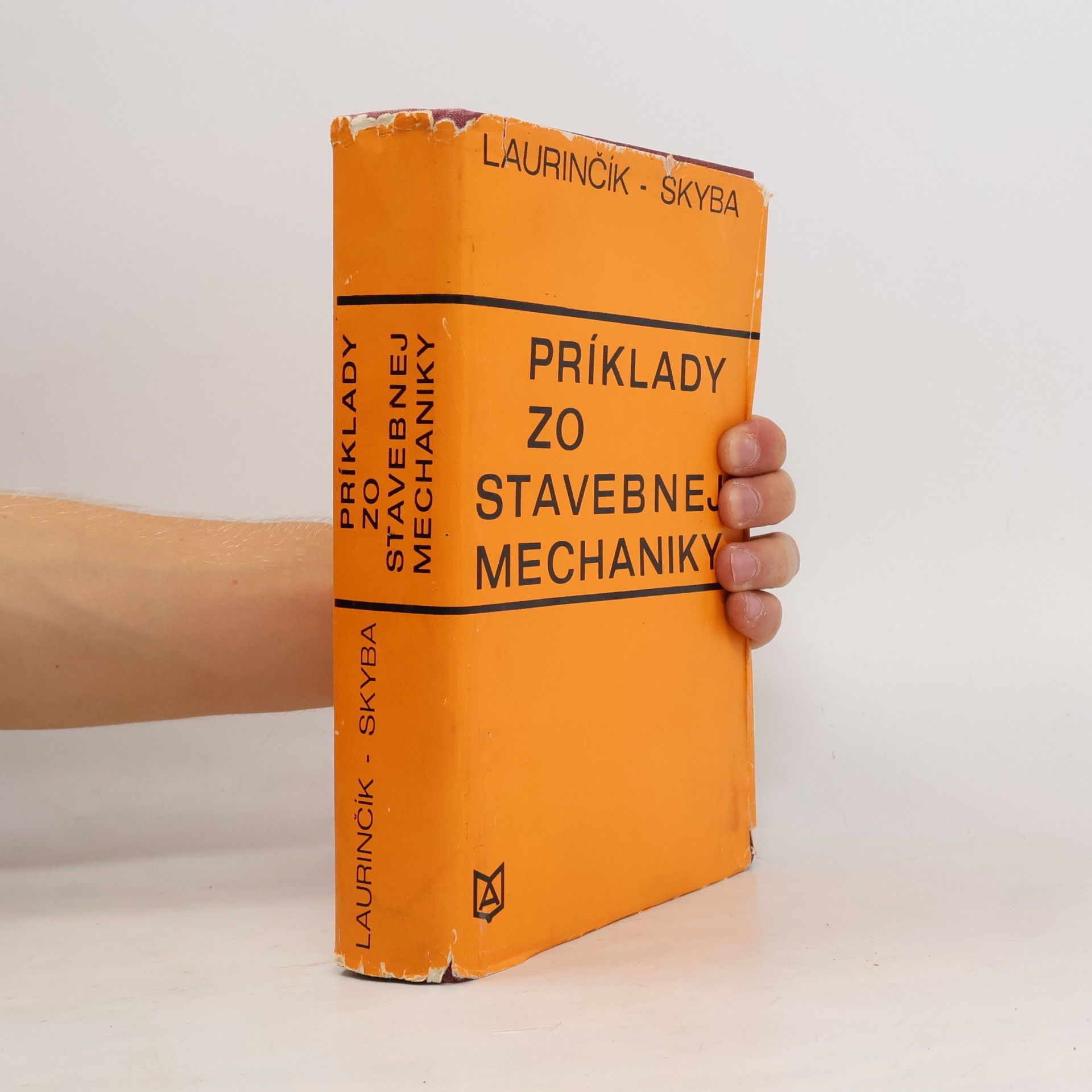 Oldřich Skyba Príklady zo stavebnej mechaniky