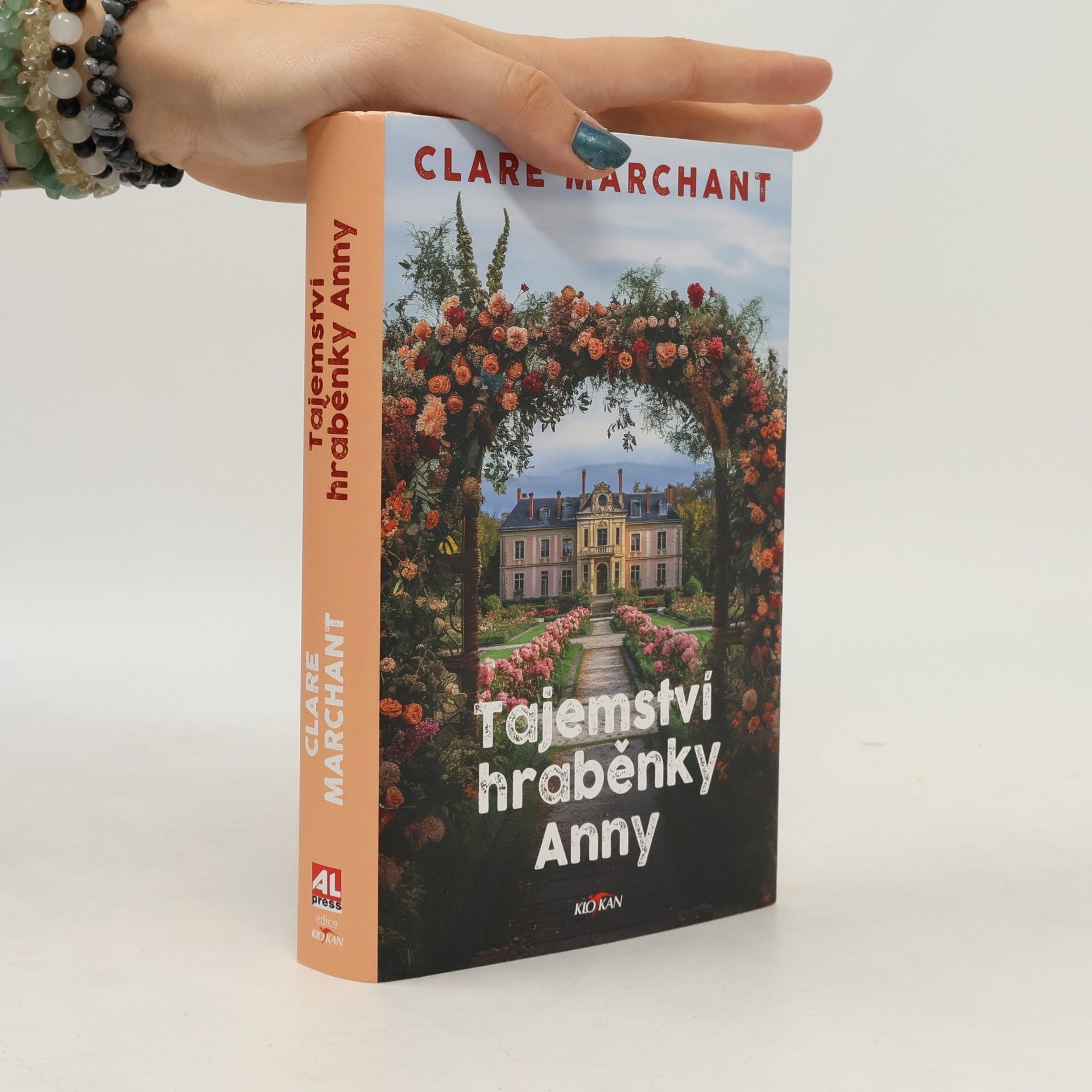 Clare Marchant Tajemství hraběnky Anny