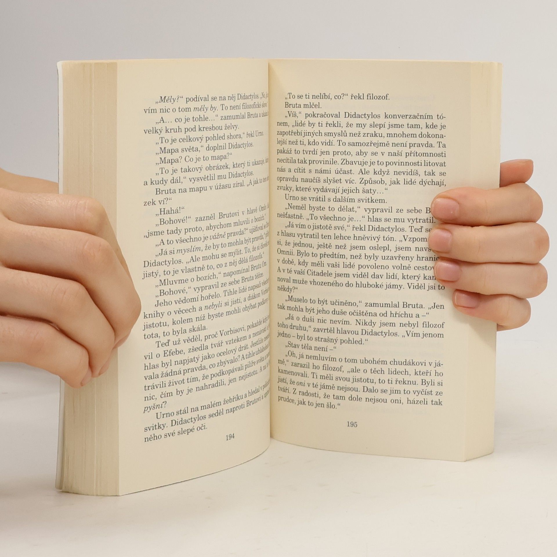 Terry Pratchett Malí bohové