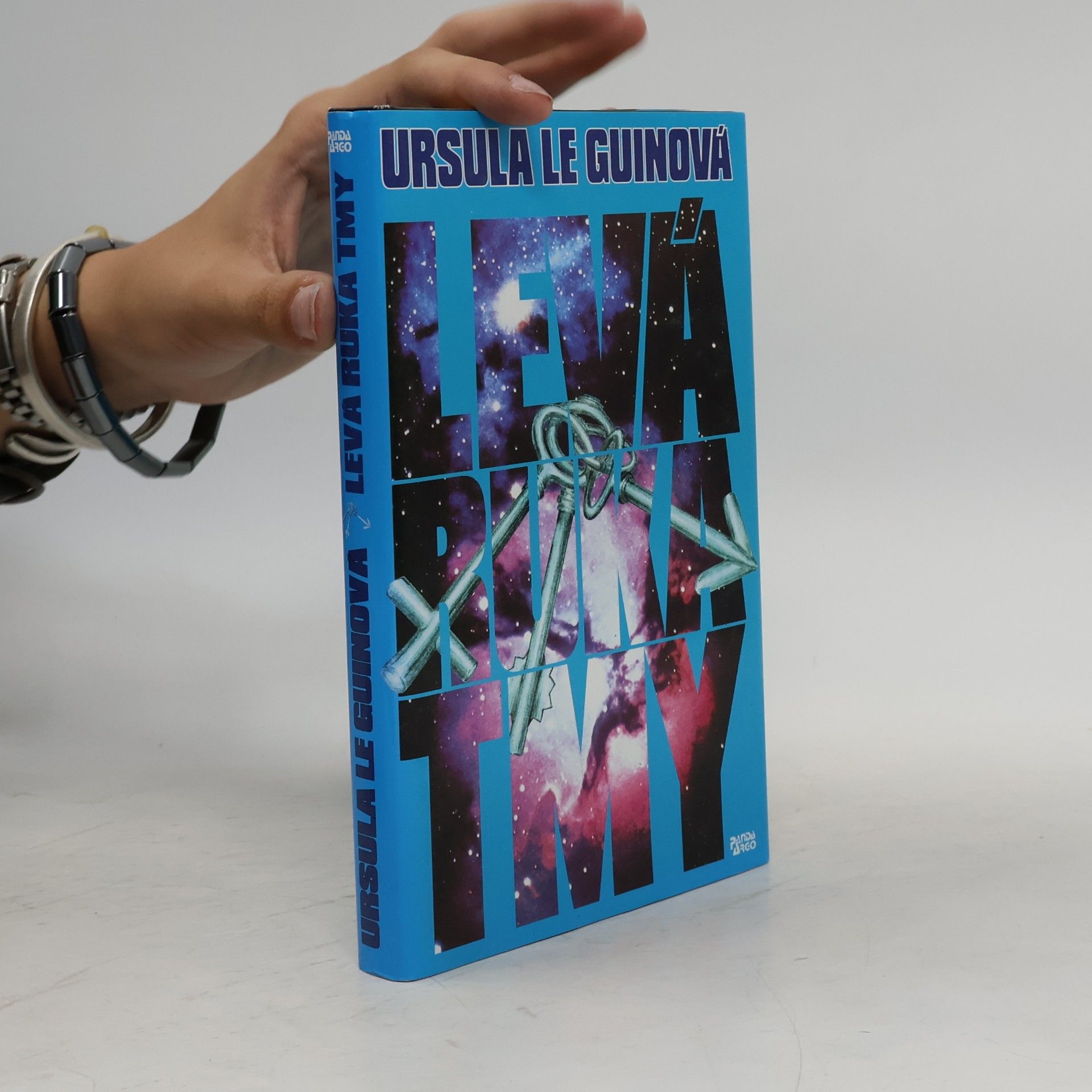 Ursula K. Le Guin Levá ruka tmy