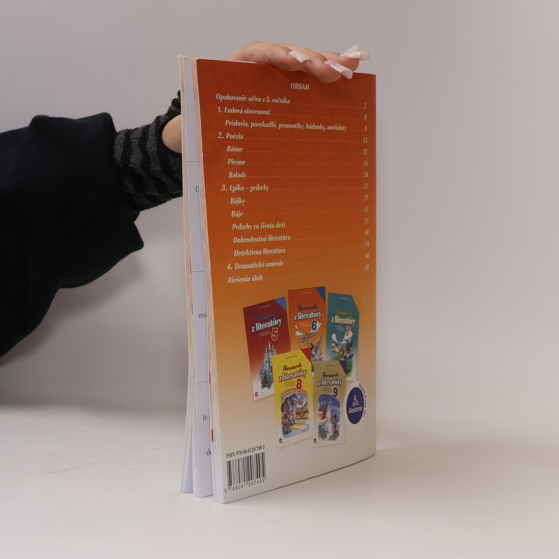 Jarmila Krajčovičová Pomocník z literatúry 6