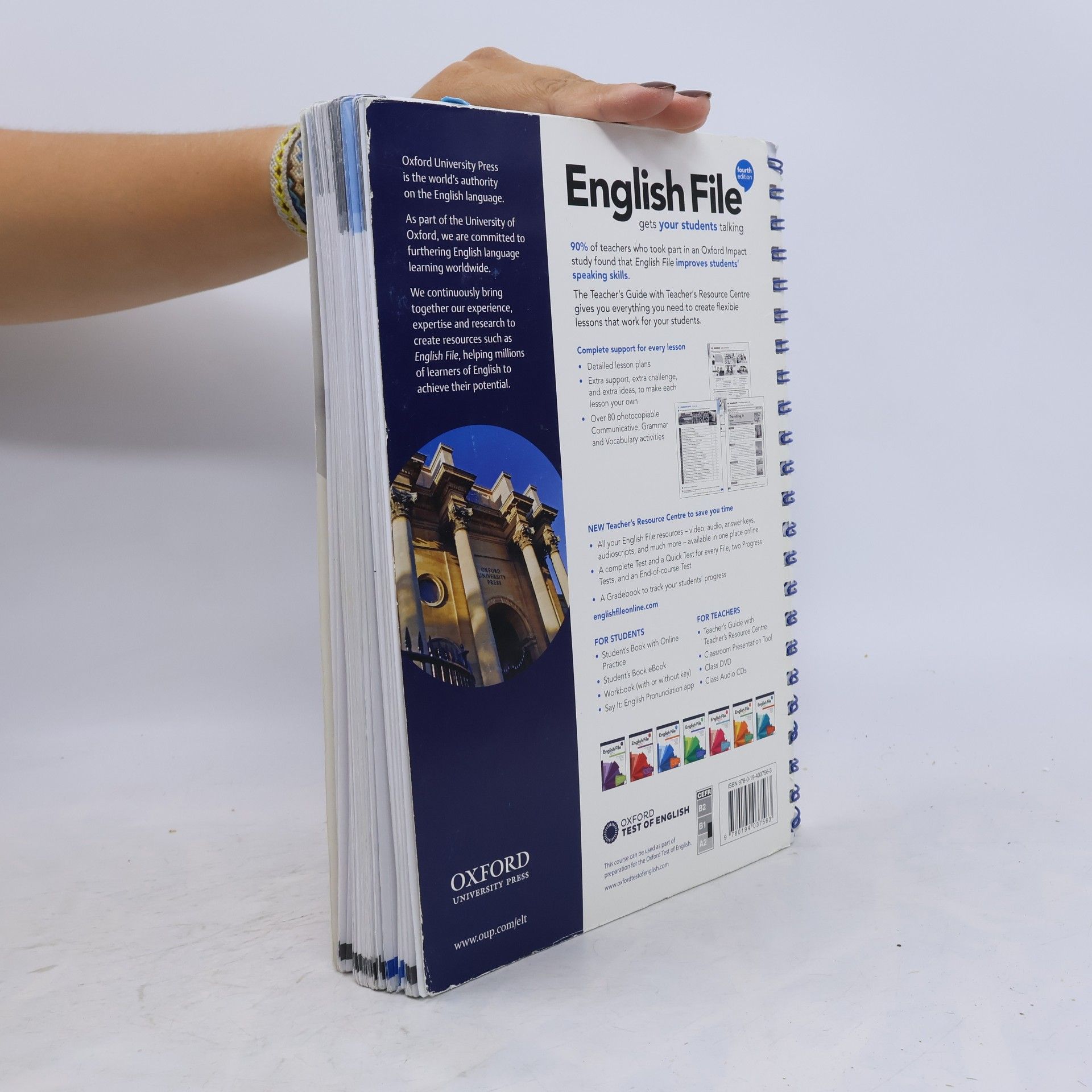 Christina Latham-Koenig English File: Pre-Intermediate: Teacher's Guide with Teacher's Resource Centre