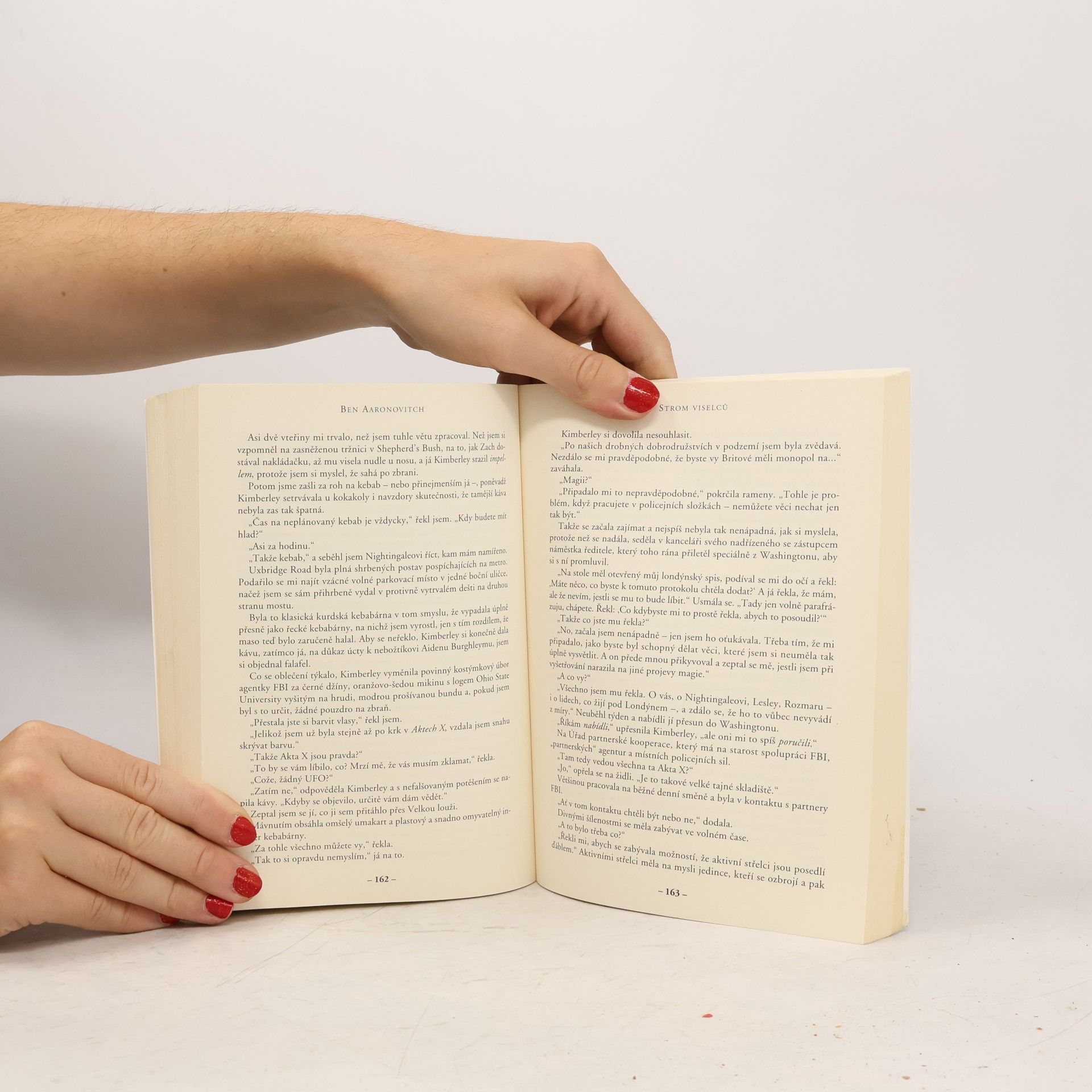 Ben Aaronovitch Strom viselců