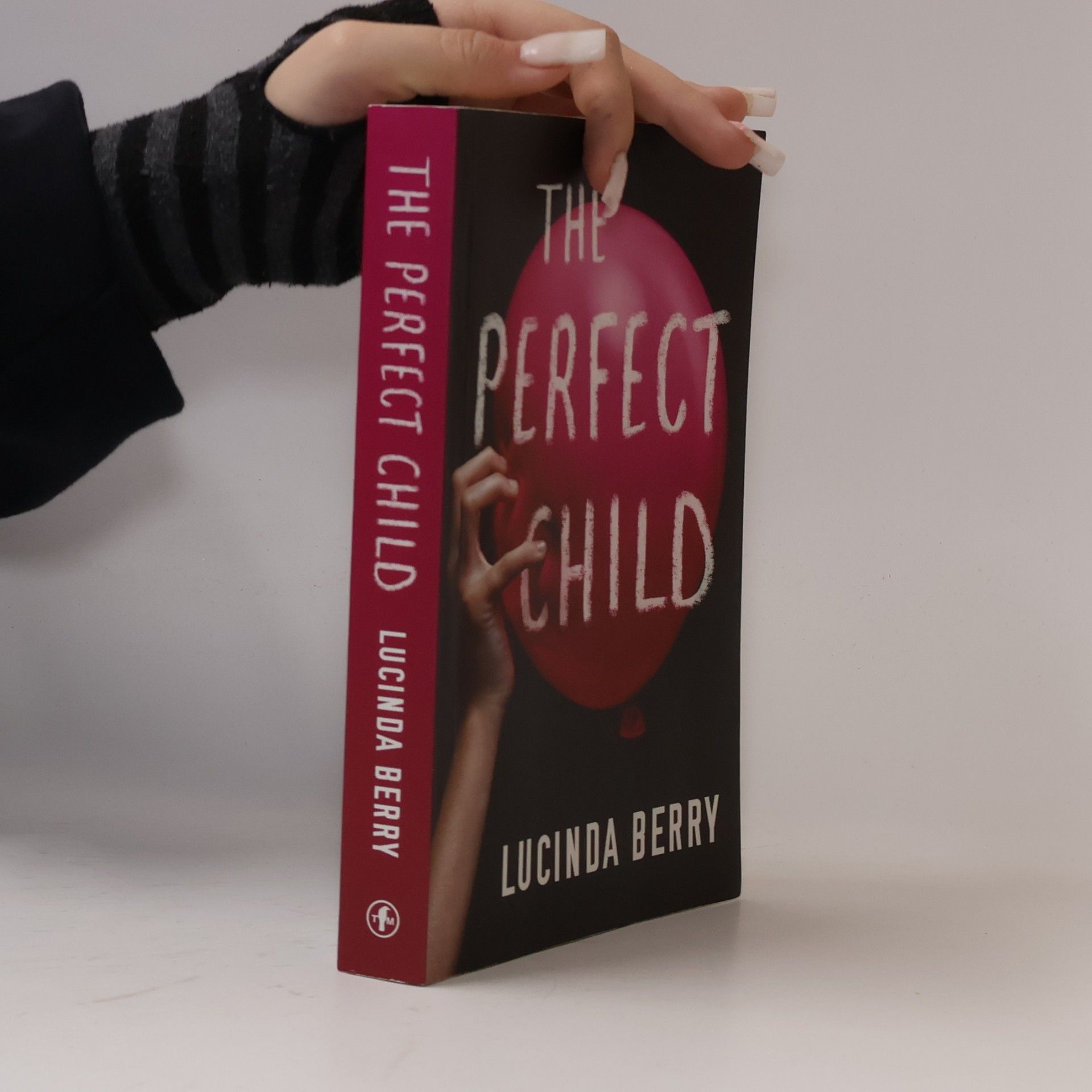 Lucinda Berry The Perfect Child