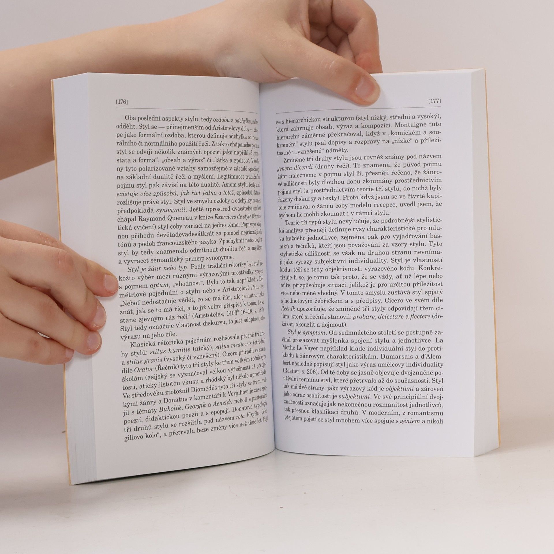 Antoine Compagnon Démon teorie. Literatura a běžné myšlení
