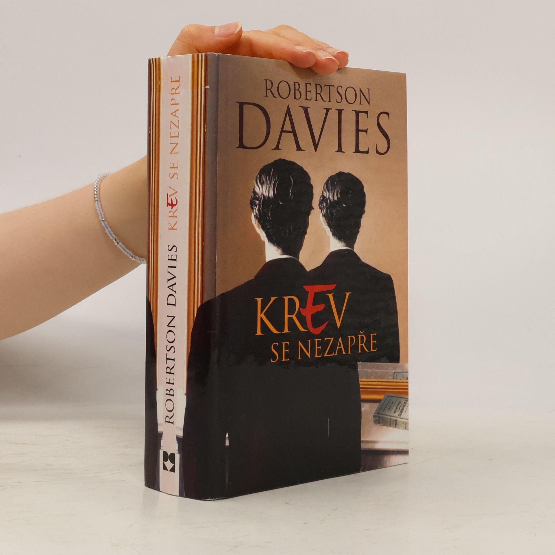 Robertson Davies Krev se nezapře