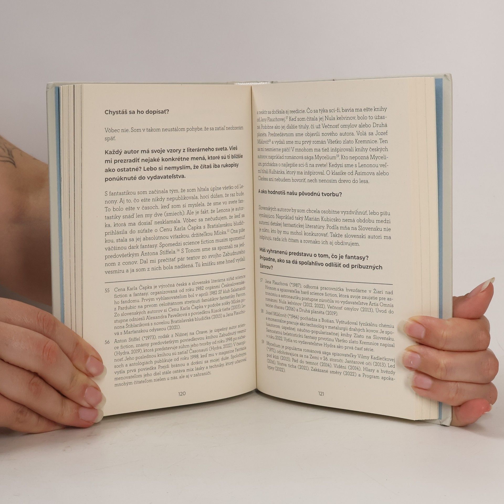 Various authors Pero z gryfa