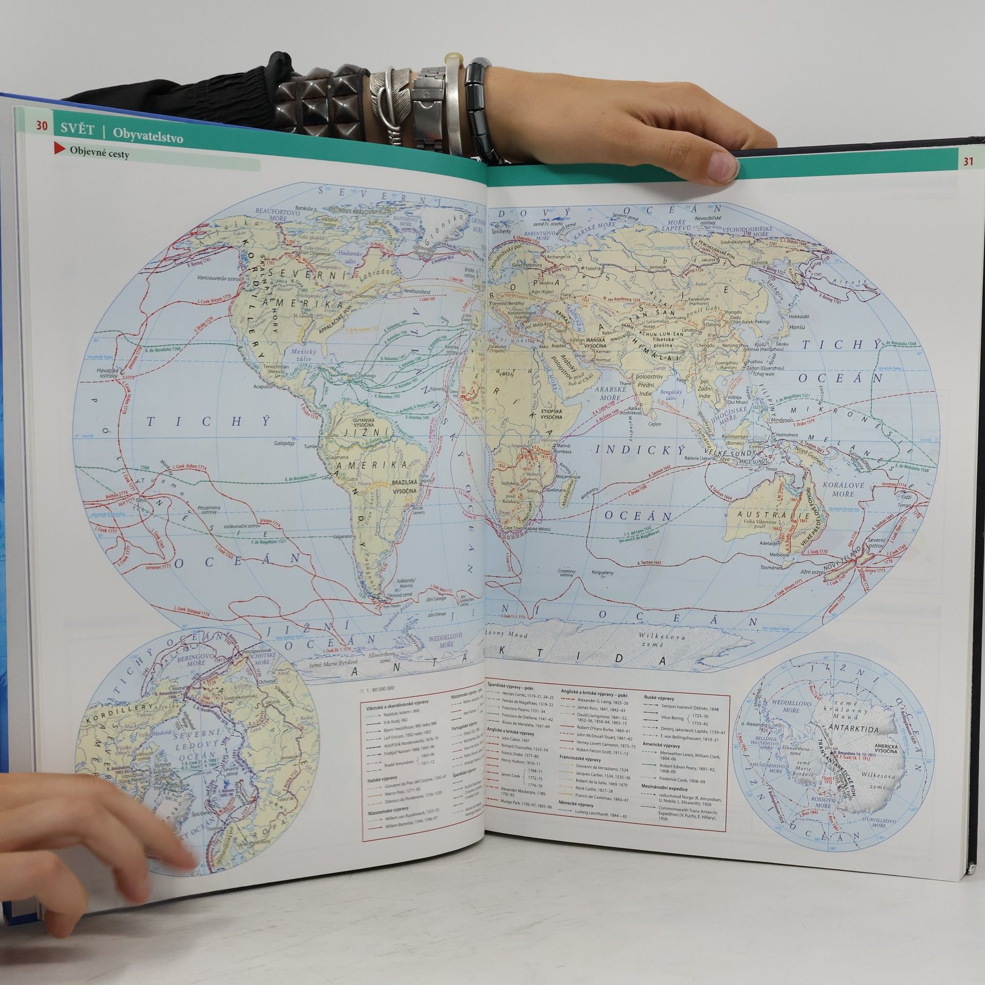 Various authors Školní atlas světa