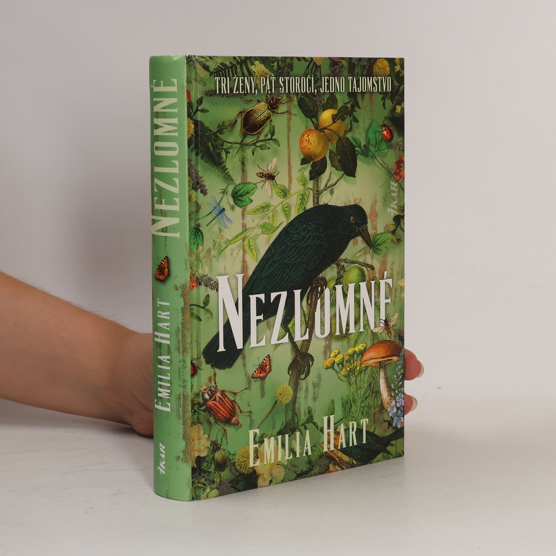 Emilia Hart Nezlomné
