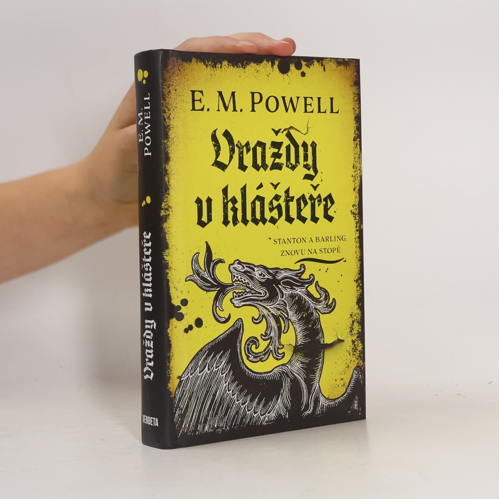 Max Powell Vraždy v klášteře
