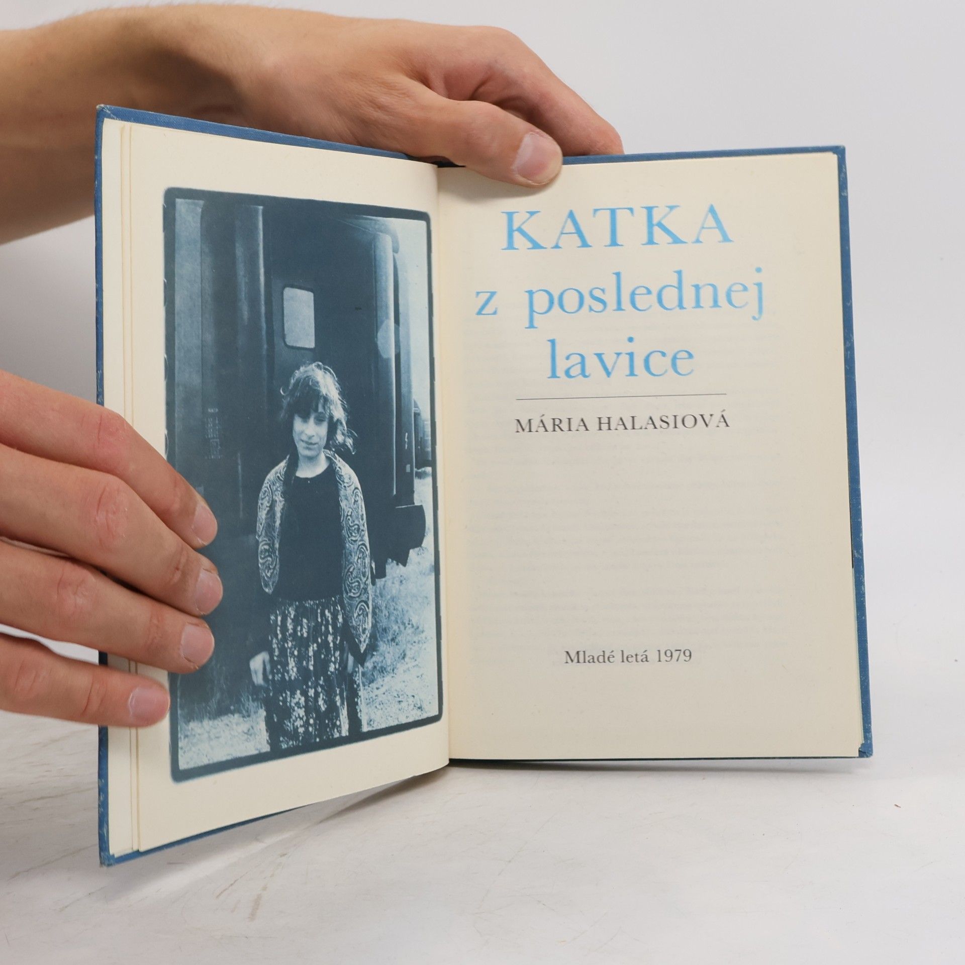 Mária Halasi Katka z poslednej lavice