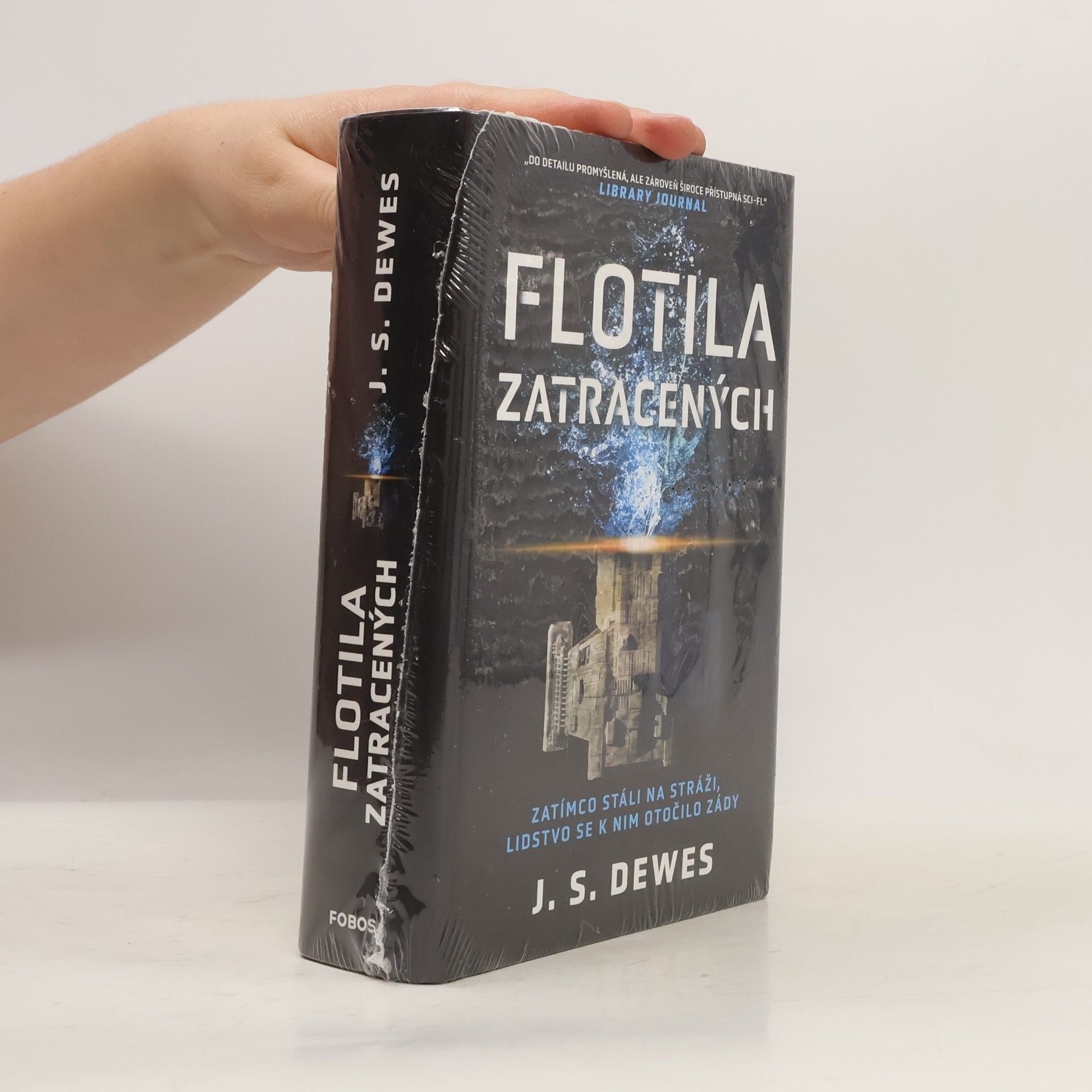 Simon Dewes Flotila zatracených