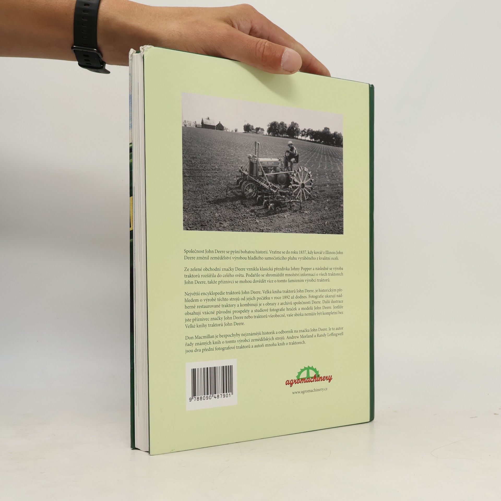 Don Macmillan Velká kniha traktorů John Deere