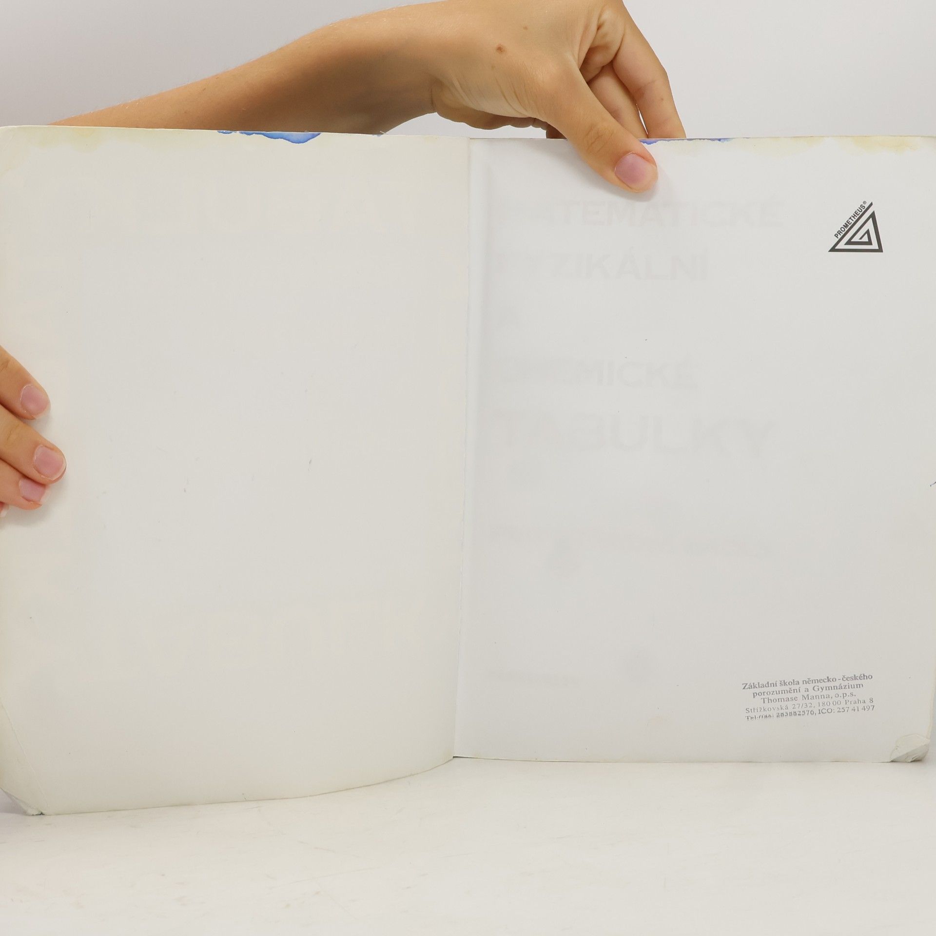 Jiří Mikulčák Matematické, fyzikální a chemické tabulky pro střední školy