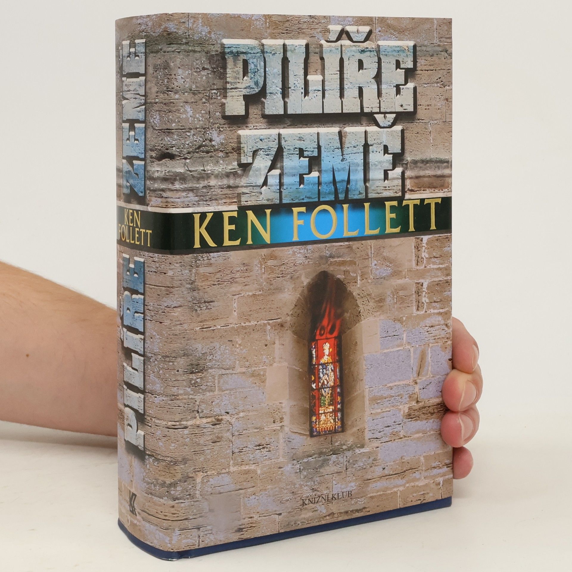 Ken Follett Pilíře země