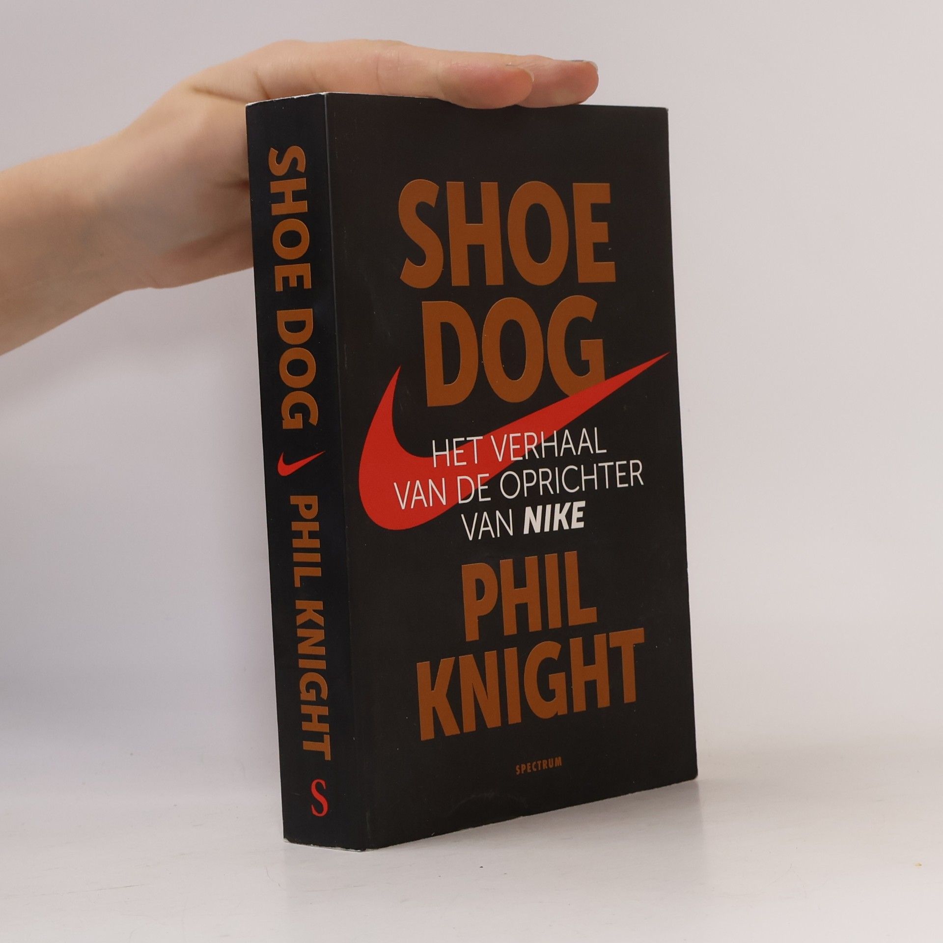 Phil Knight Shoe Dog