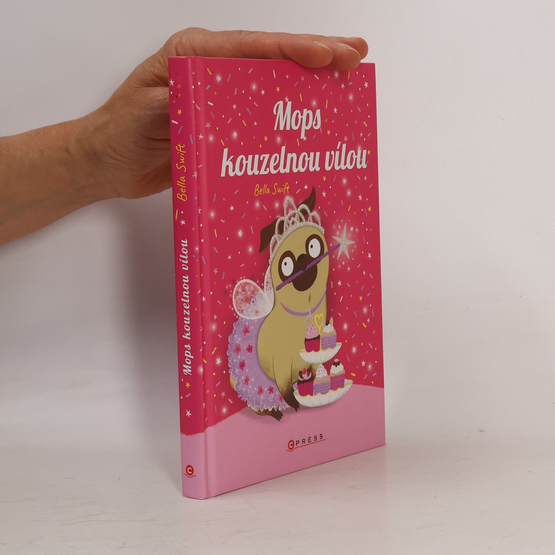 Bella Swift Mops kouzelnou vílou