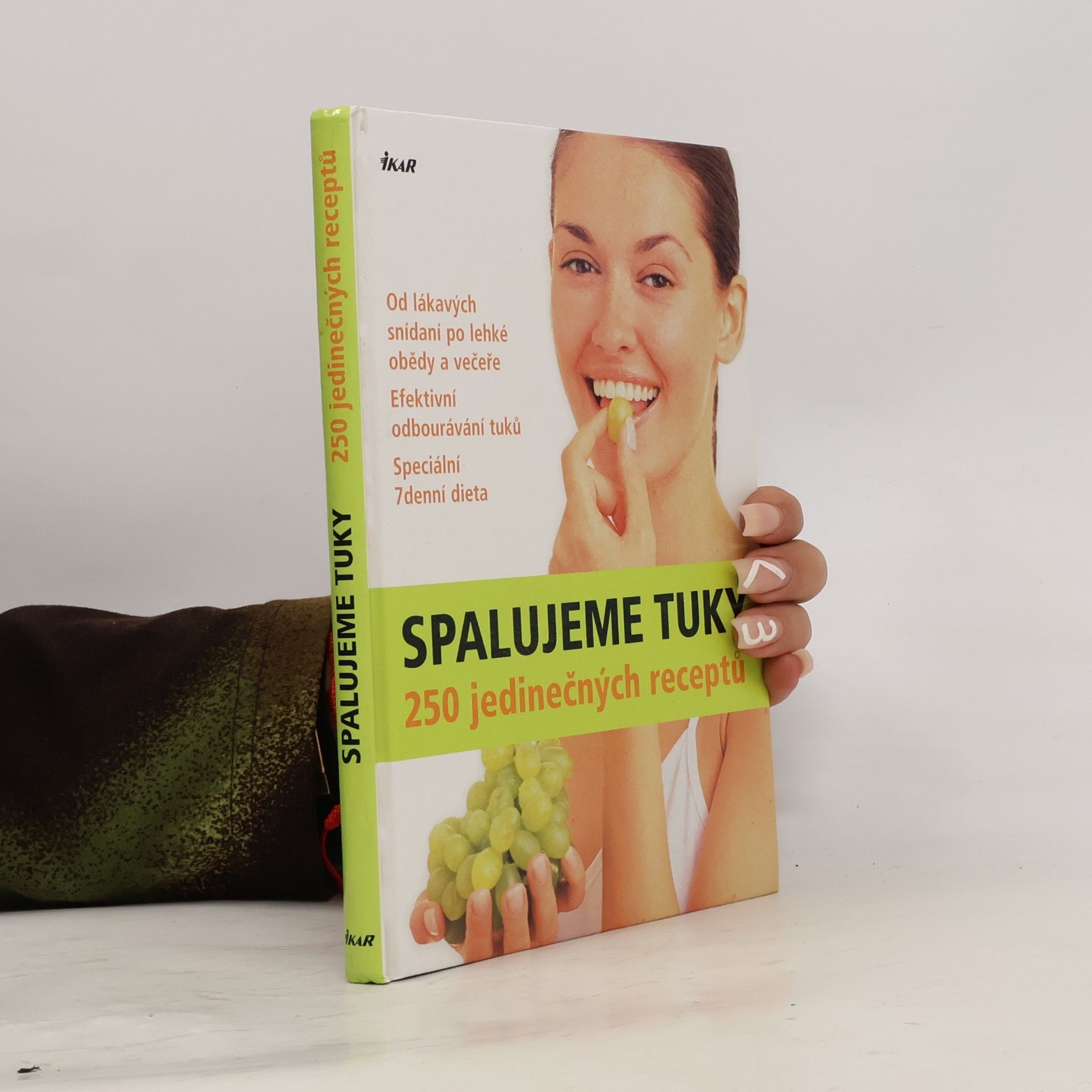 Kolektív autorov Spalujeme tuky. 250 jedinečných receptů