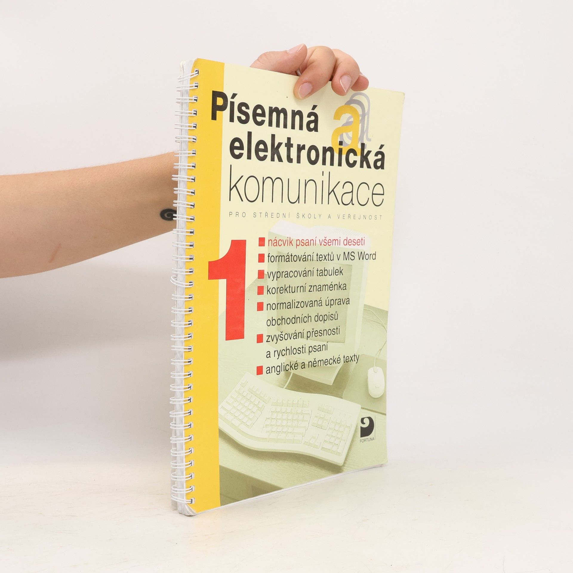 Jiří Kroužek Písemná a elektronická komunikace pro střední školy a veřejnost. 1