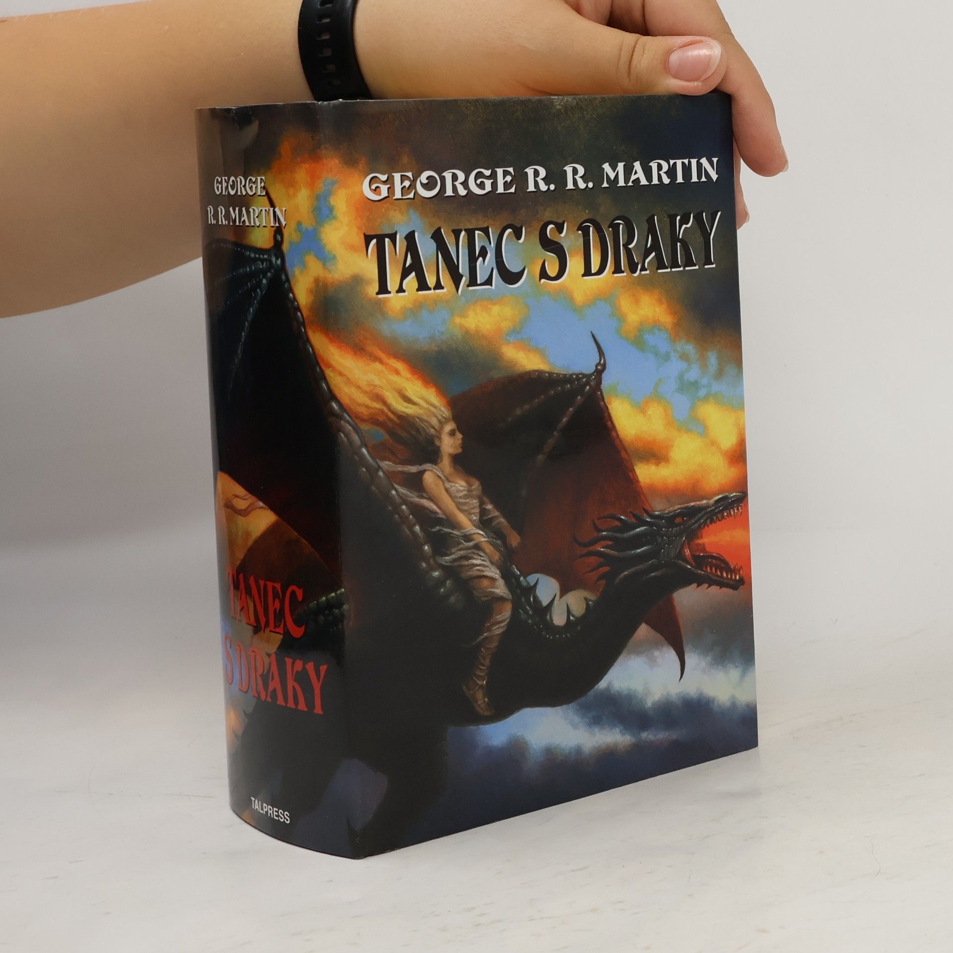 George R. R. Martin Tanec s draky