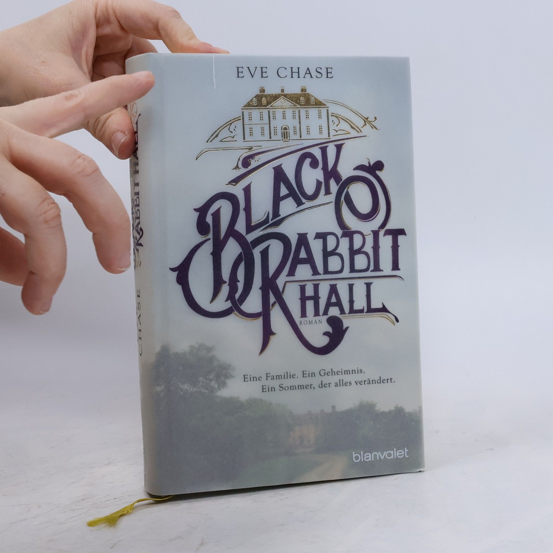 Eve Chase Black Rabbit Hall