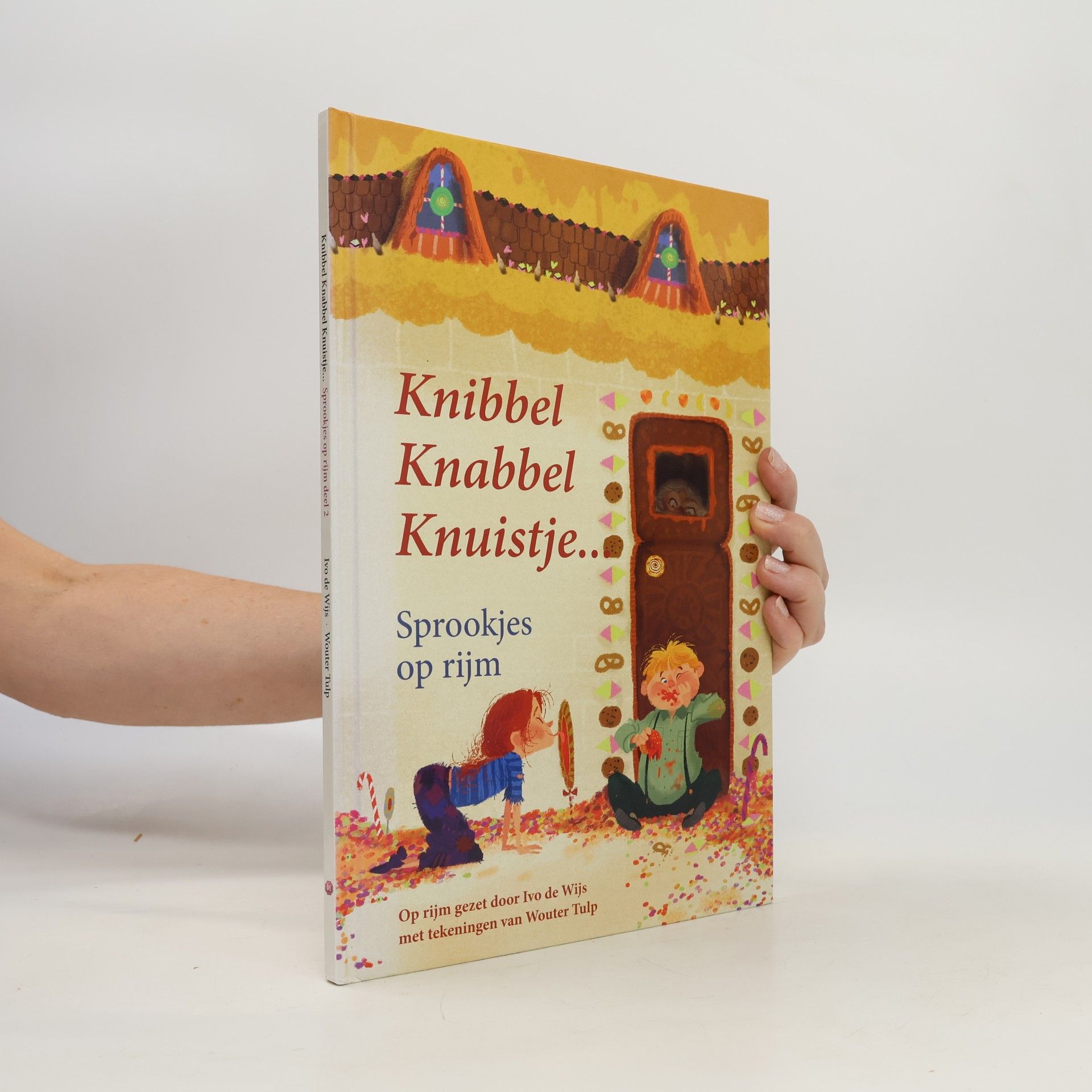 Knibbel Knabbel Knuistje...