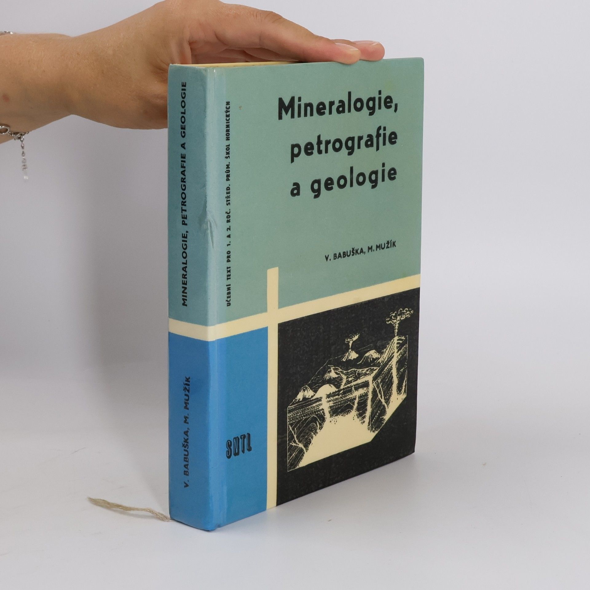 Mineralogie, petrografie a geologie