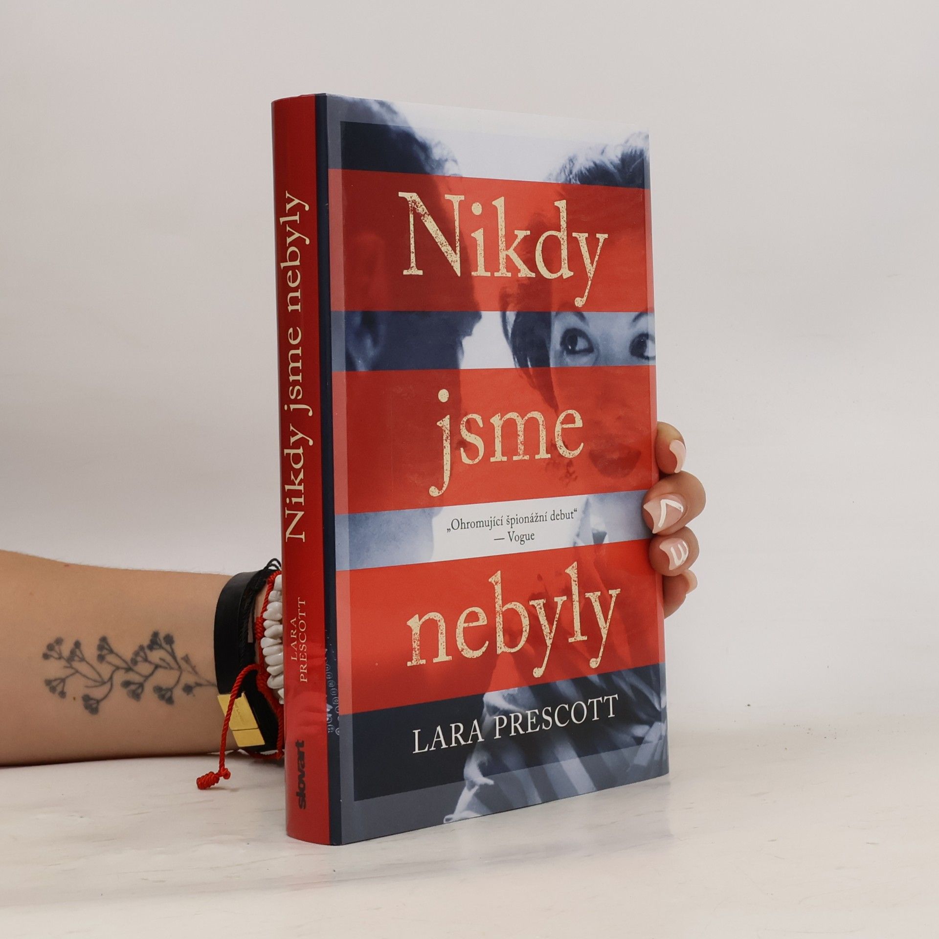 Lara Prescott Nikdy jsme nebyly