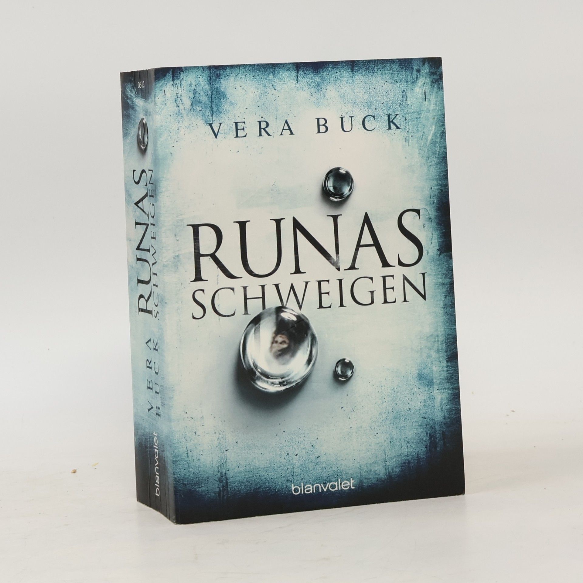 Vera Buck Runas schweigen