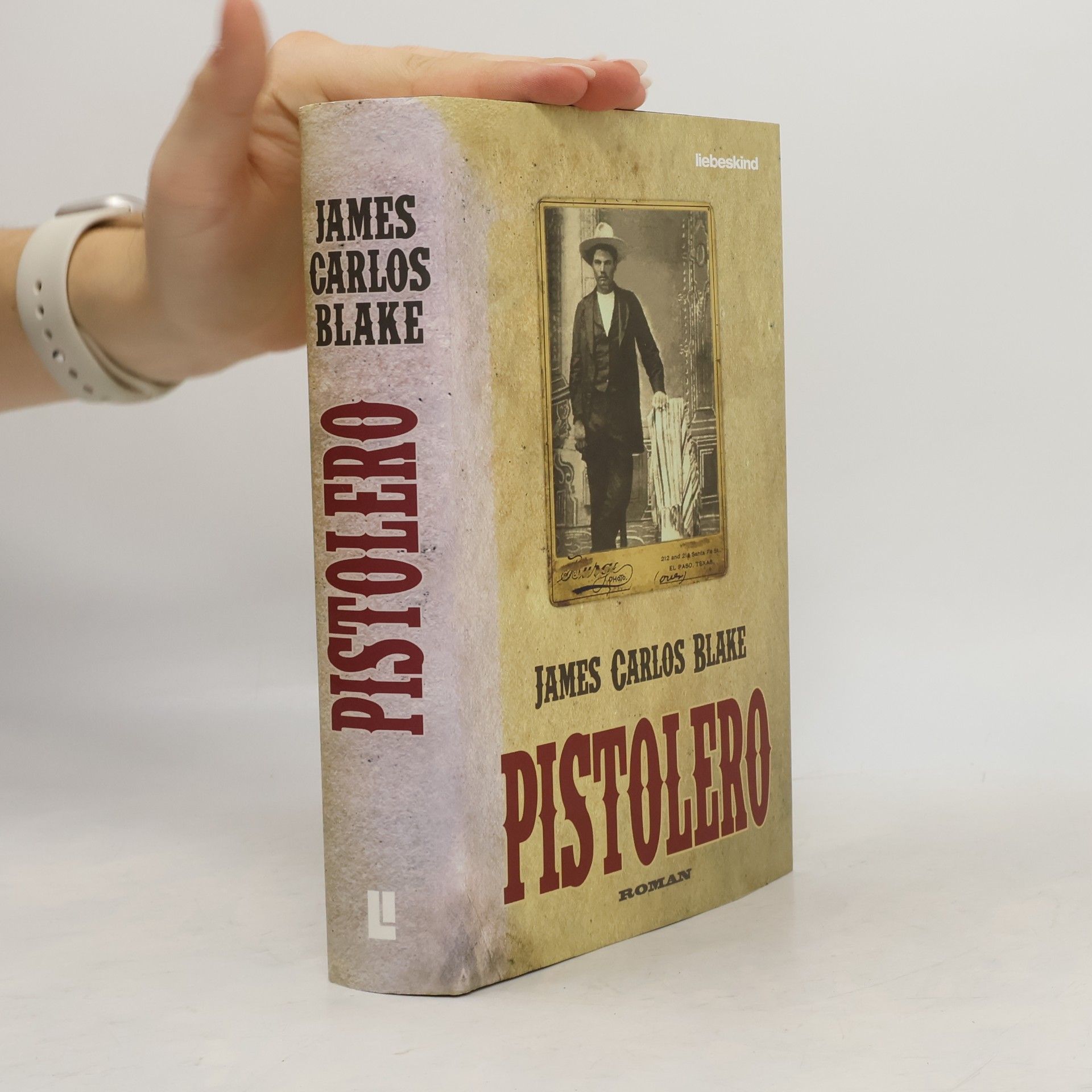 James Carlos Blake Pistolero
