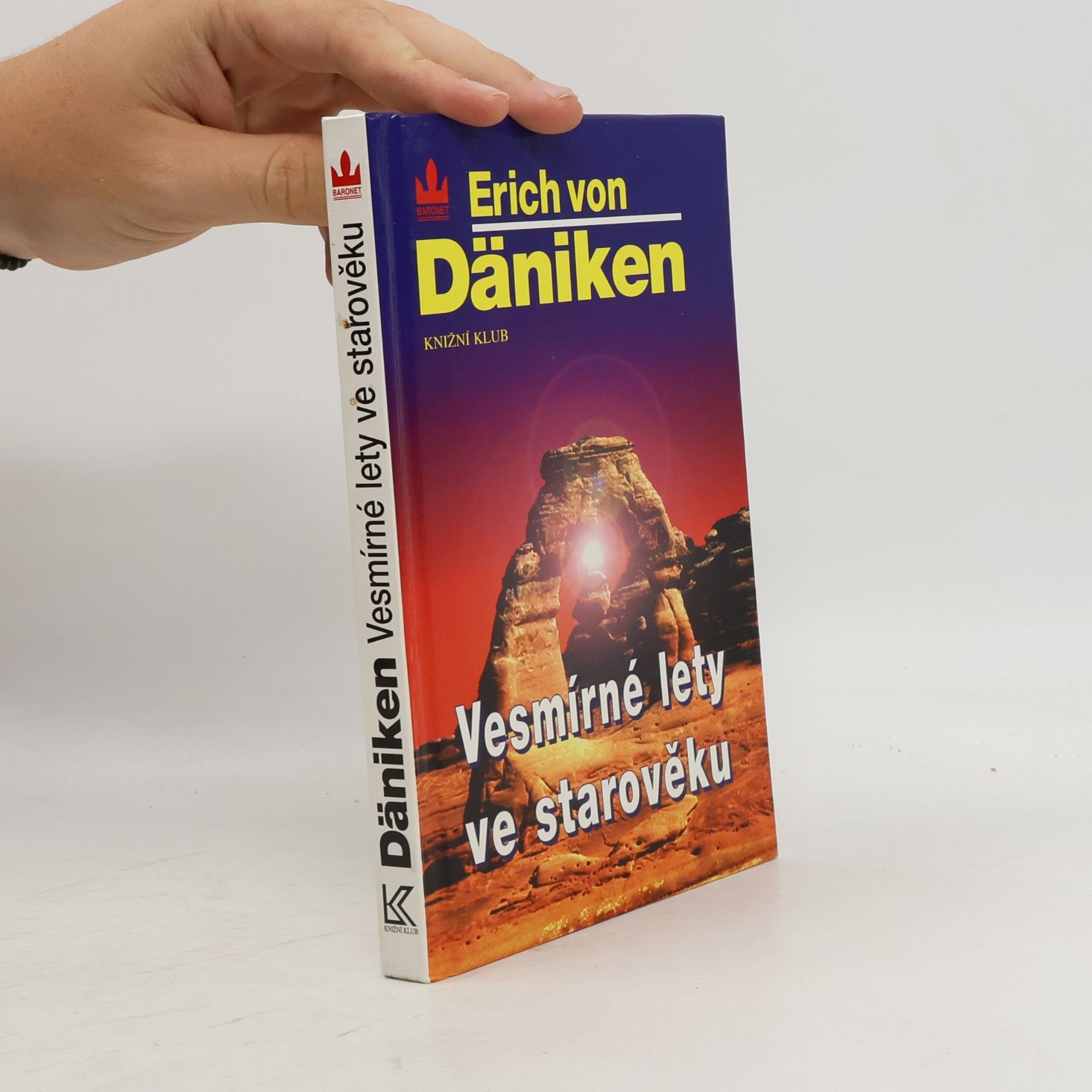 Erich von Däniken Vesmírné lety ve starověku
