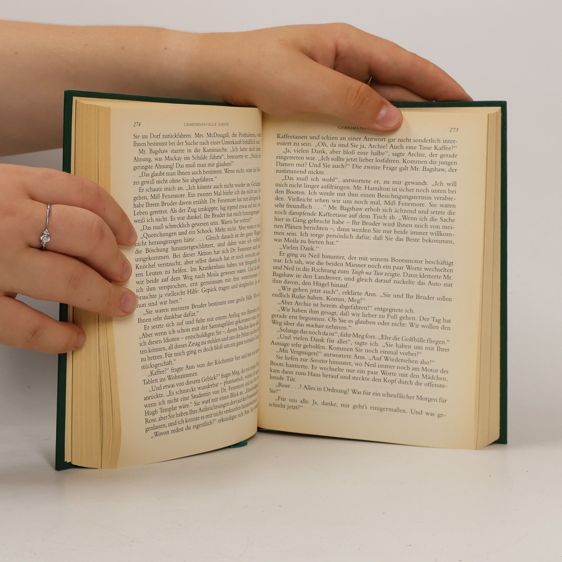 Kolektív autorov Reader's Digest Auswahlbücher. McCreadys Doppelspiel. Geheimnisvolle Gäste. Die Lerche fliegt im Morgengrauen. Einsames Blockhaus