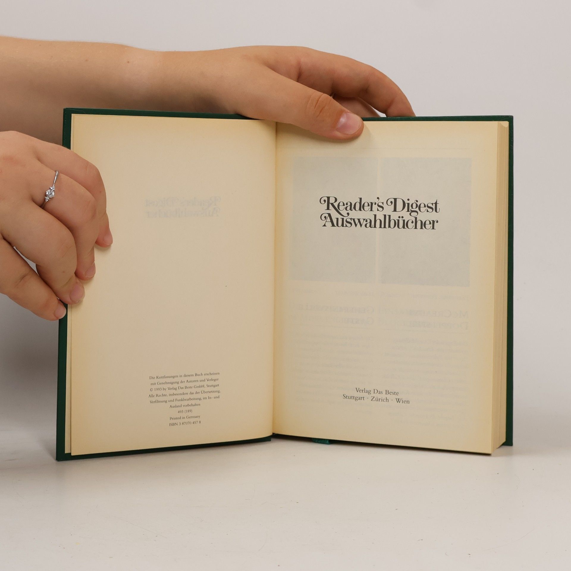 Kolektív autorov Reader's Digest Auswahlbücher. McCreadys Doppelspiel. Geheimnisvolle Gäste. Die Lerche fliegt im Morgengrauen. Einsames Blockhaus