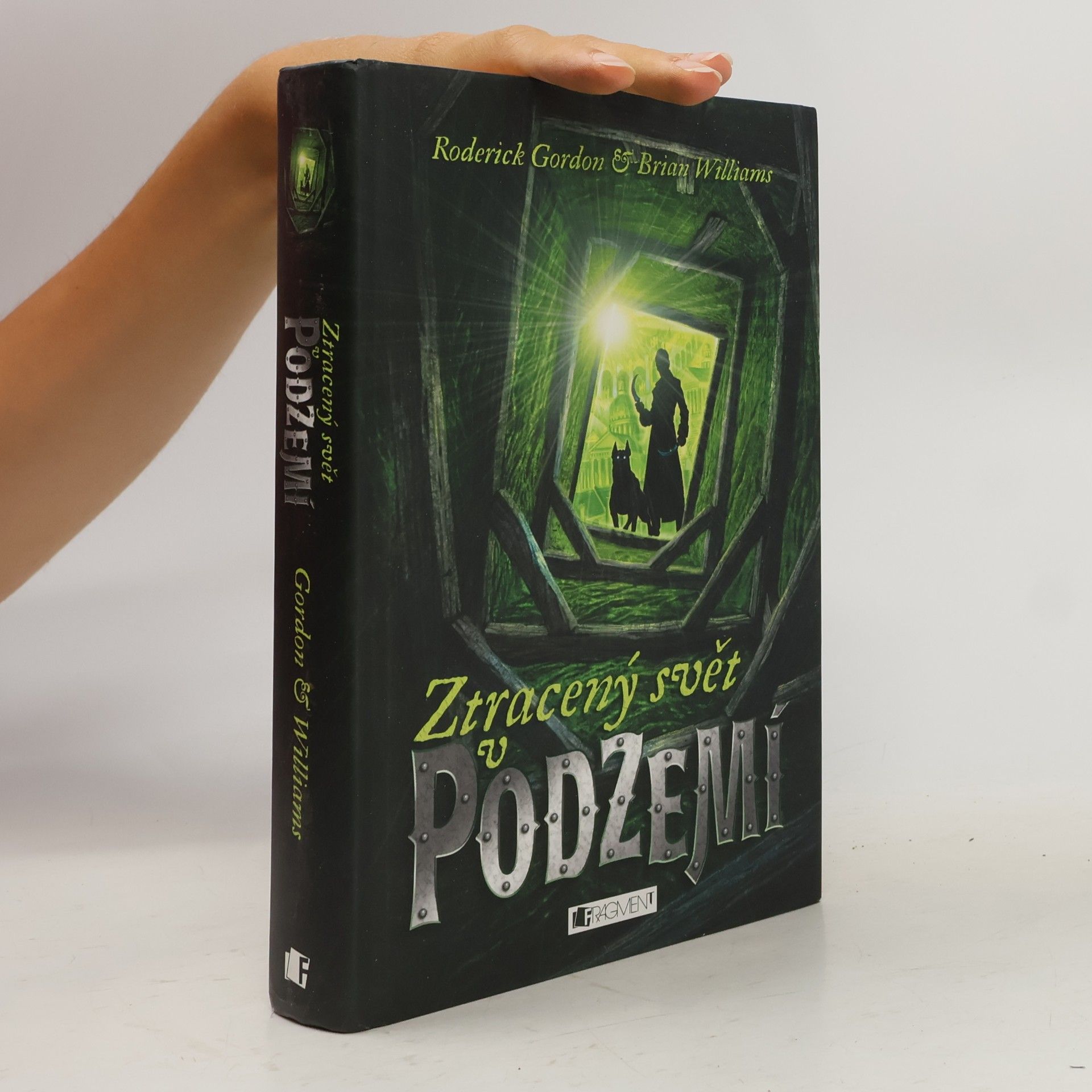 Roderick Gordon Ztracený svět v podzemí