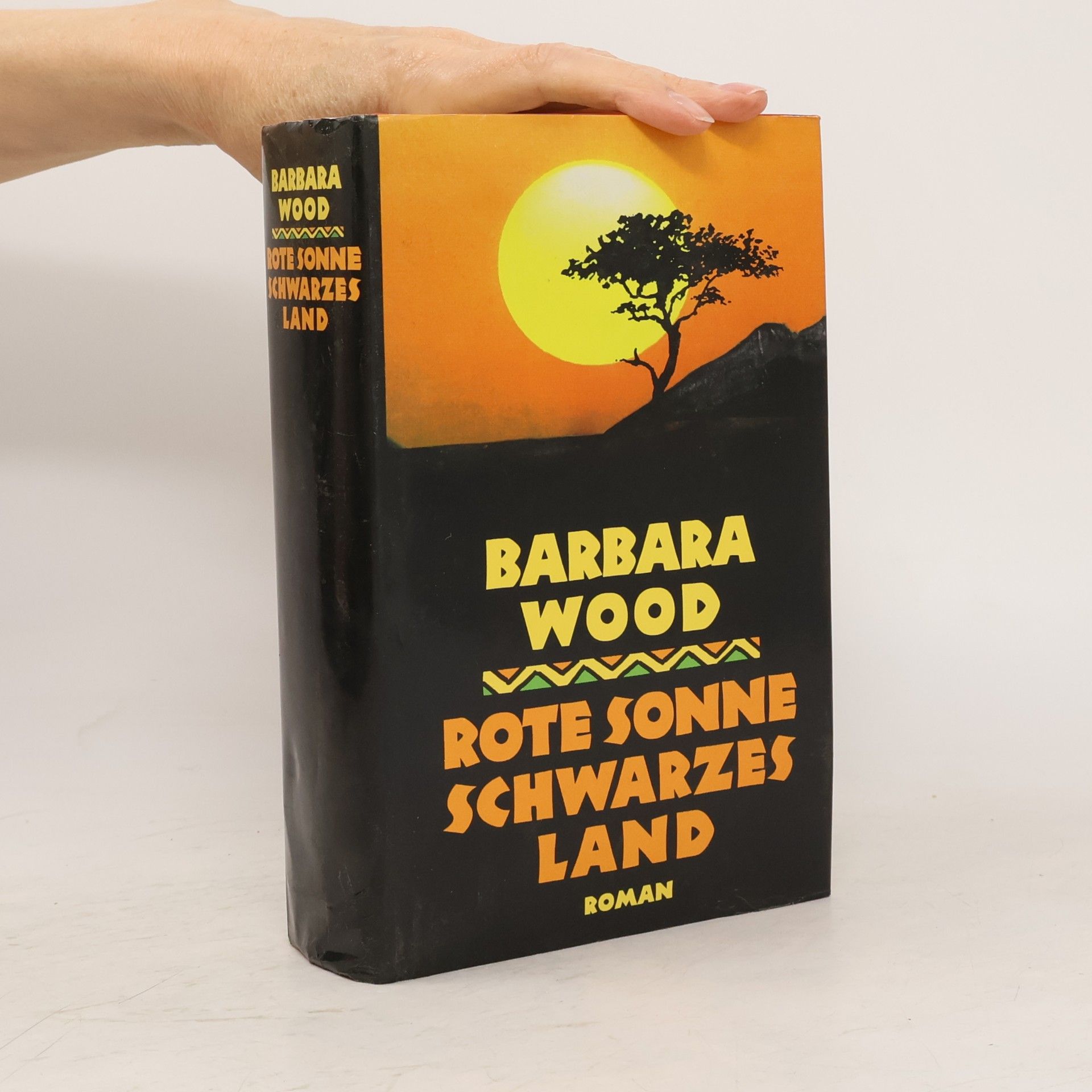 Barbara Wood Rote Sonne, schwarzes Land