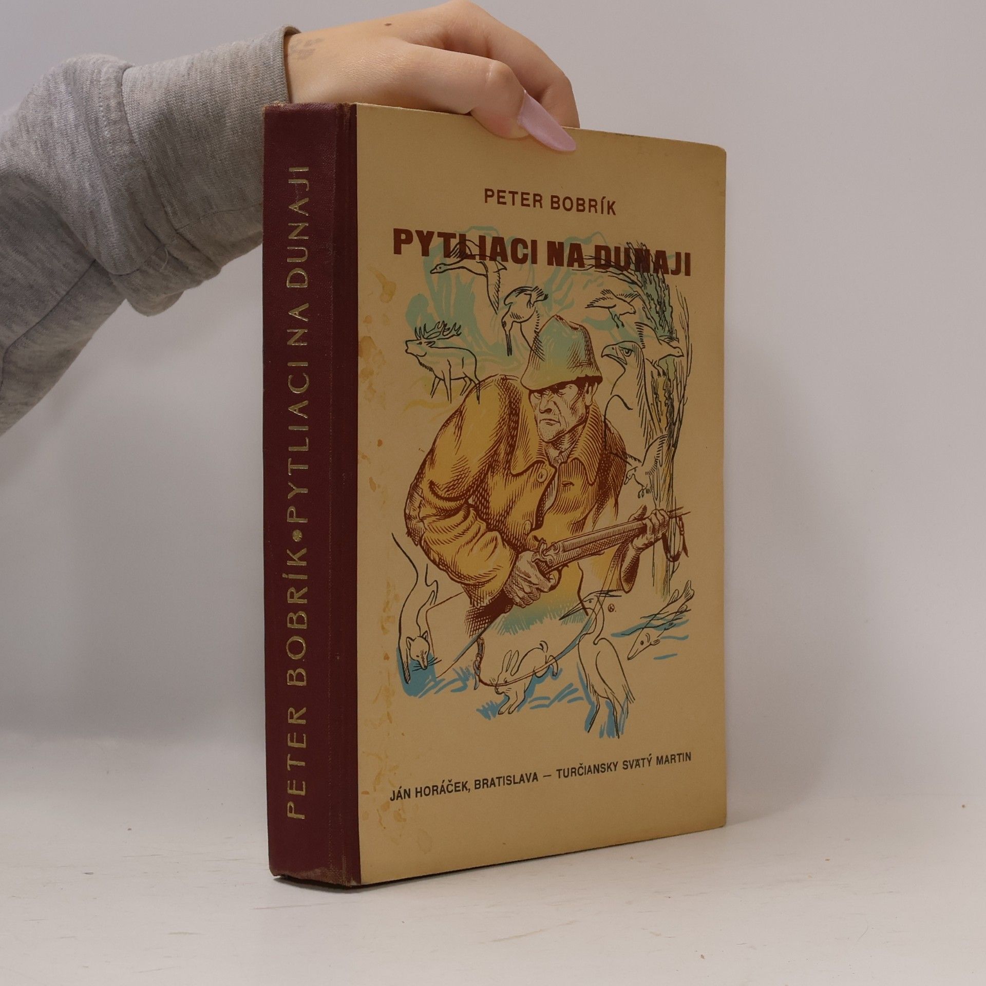 Peter Bobrík Pytliaci na Dunaji