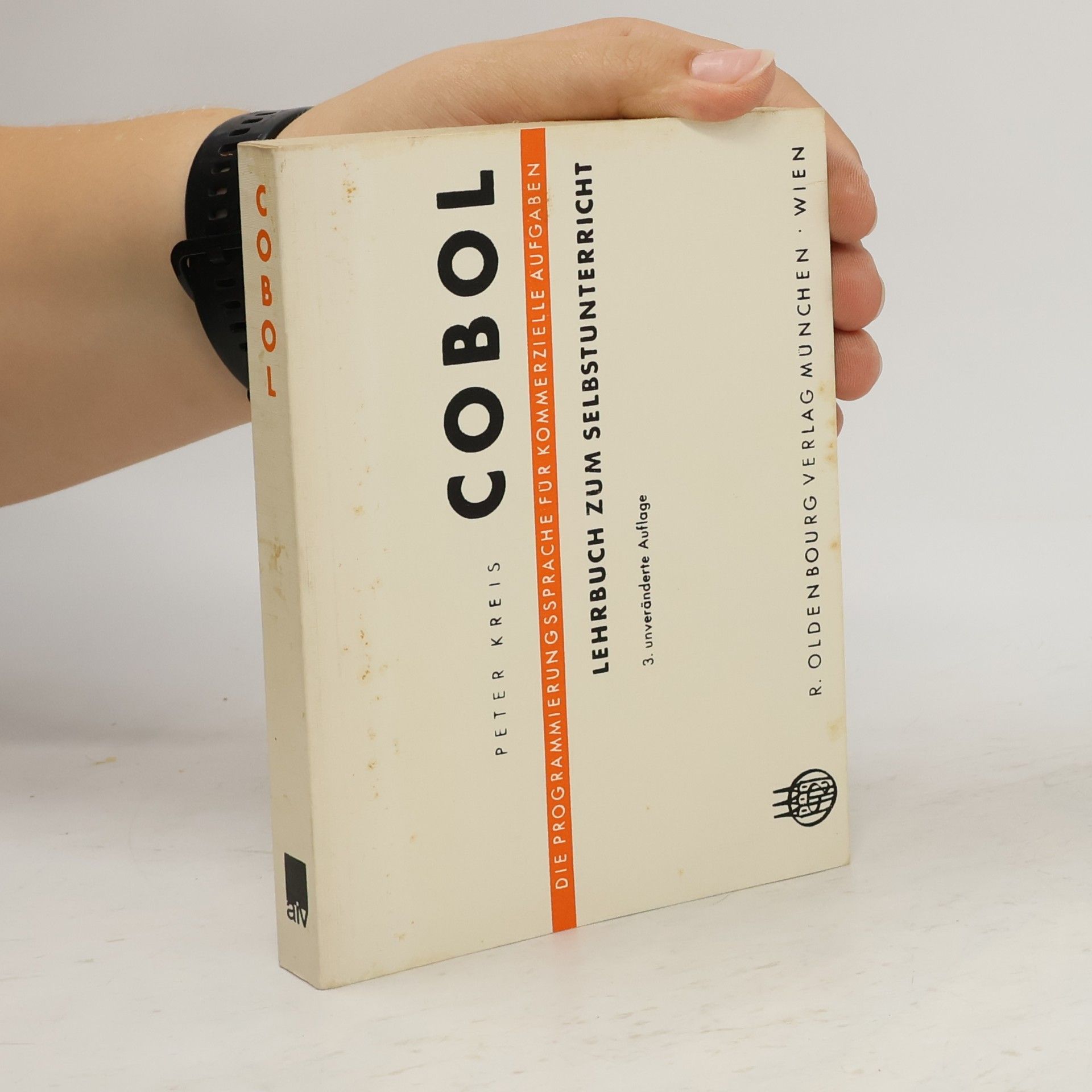Peter Kreis COBOL. Die Programmierungssprache für kommerzielle Aufgaben. Lehrbuch zum Selbstunterricht