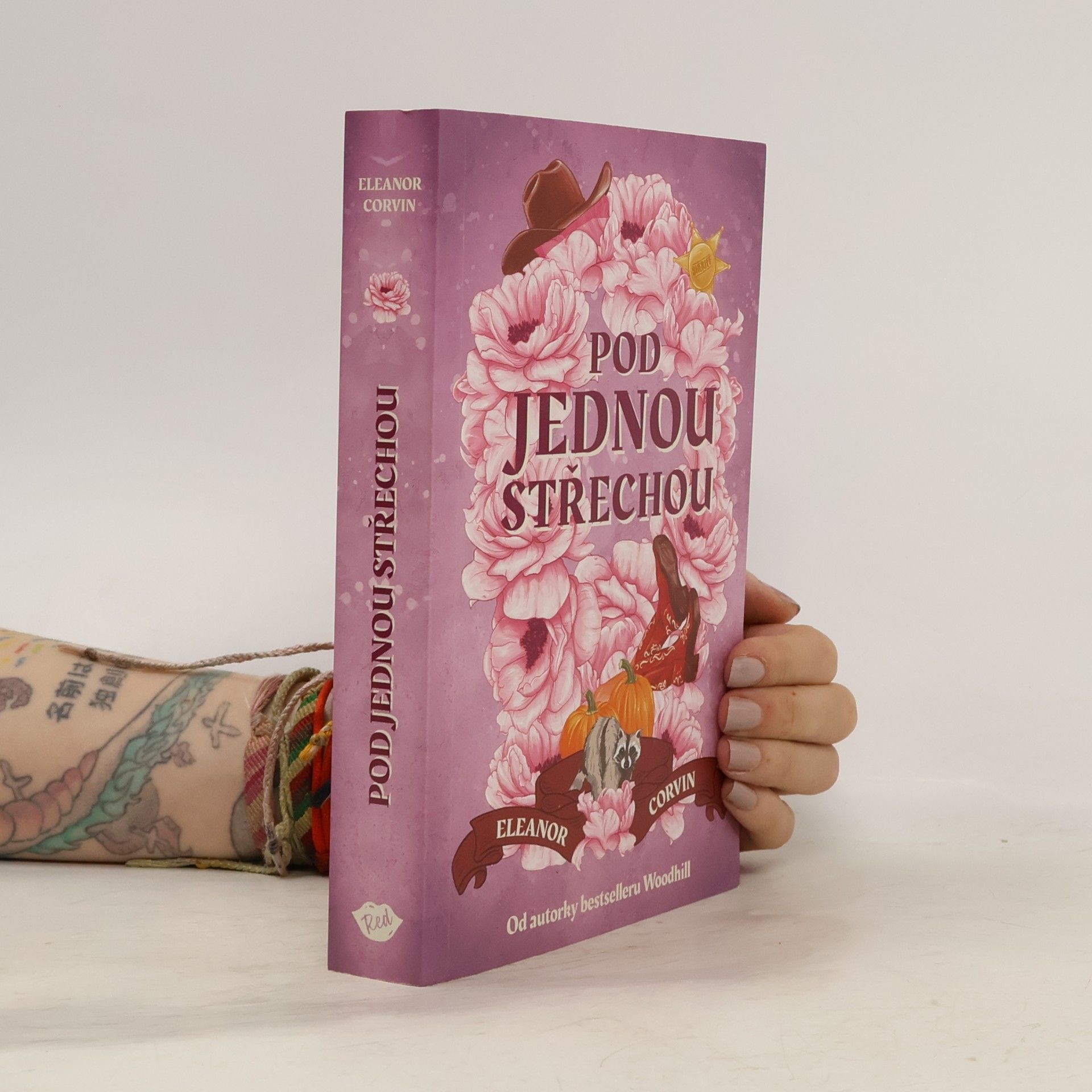 Eleanor Corvin Pod jednou střechou