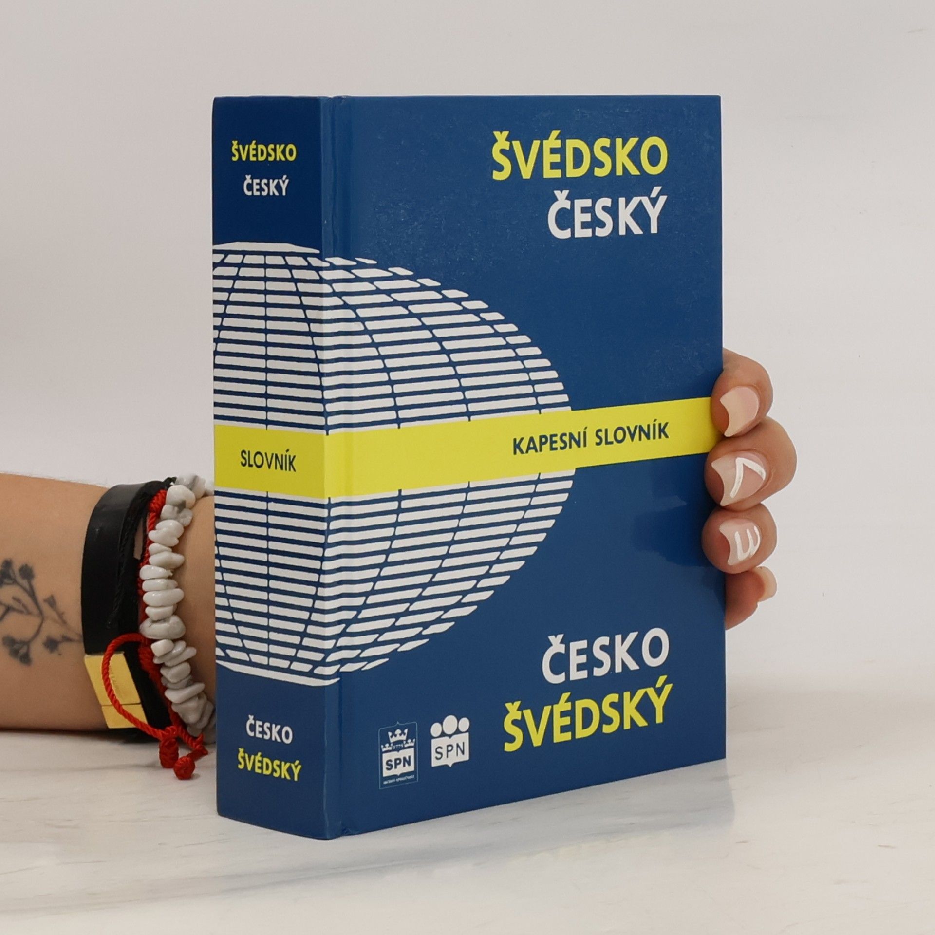 Miloslav Červenka Švédsko-český a česko-švédský kapesní slovník
