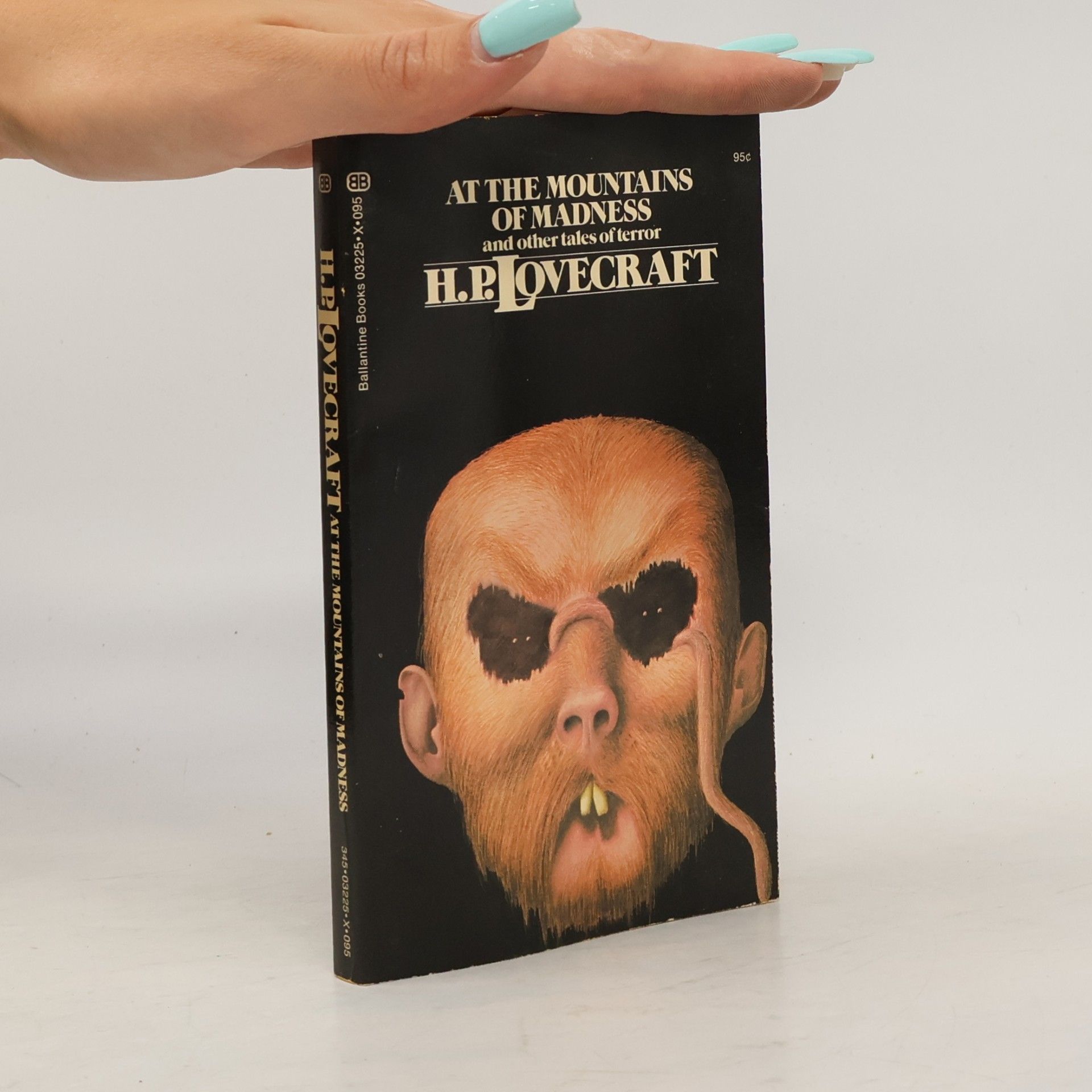 H. P. Lovecraft At the Mountains of Madness