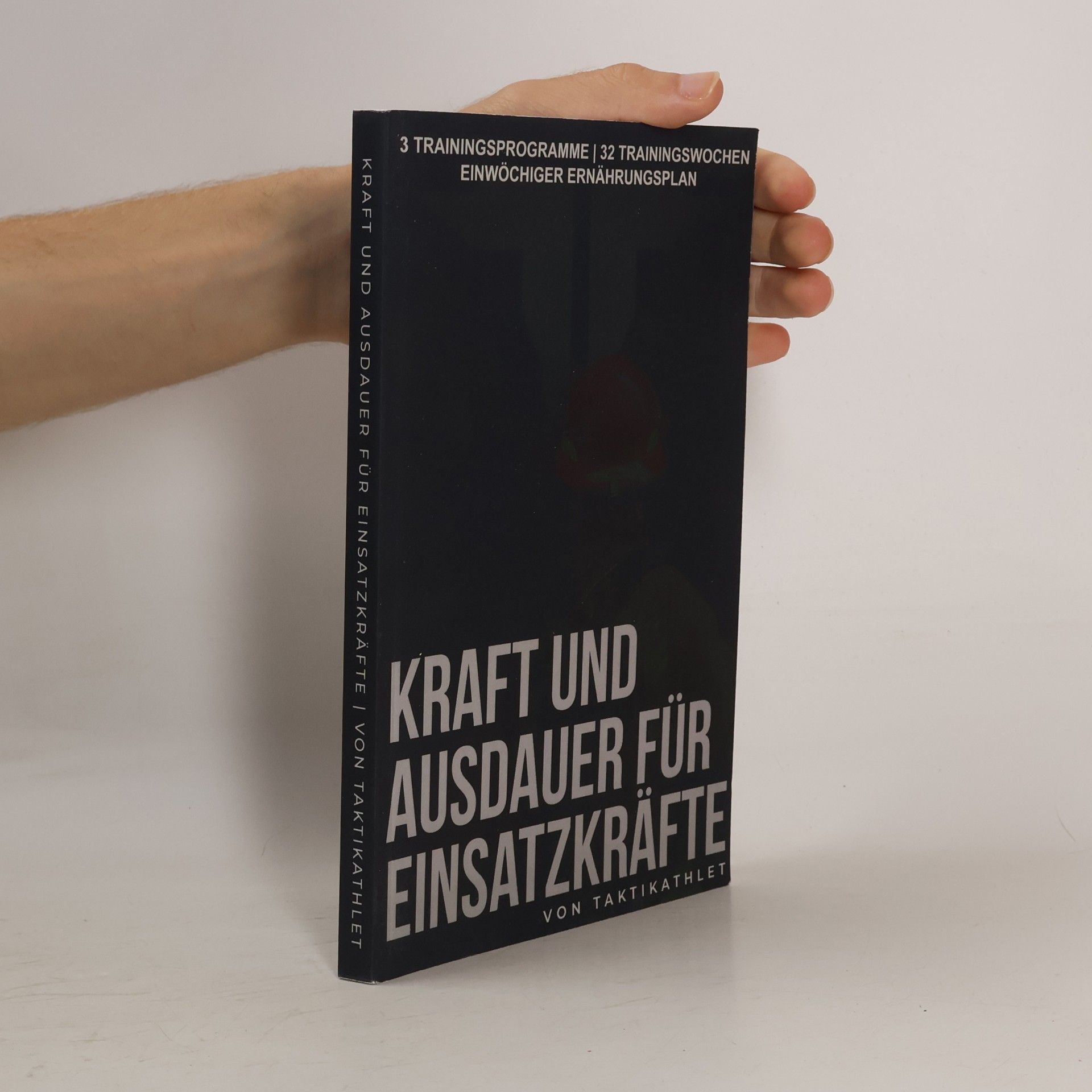 Taktikathlet Kraft und Ausdauer für Einsatzkräfte