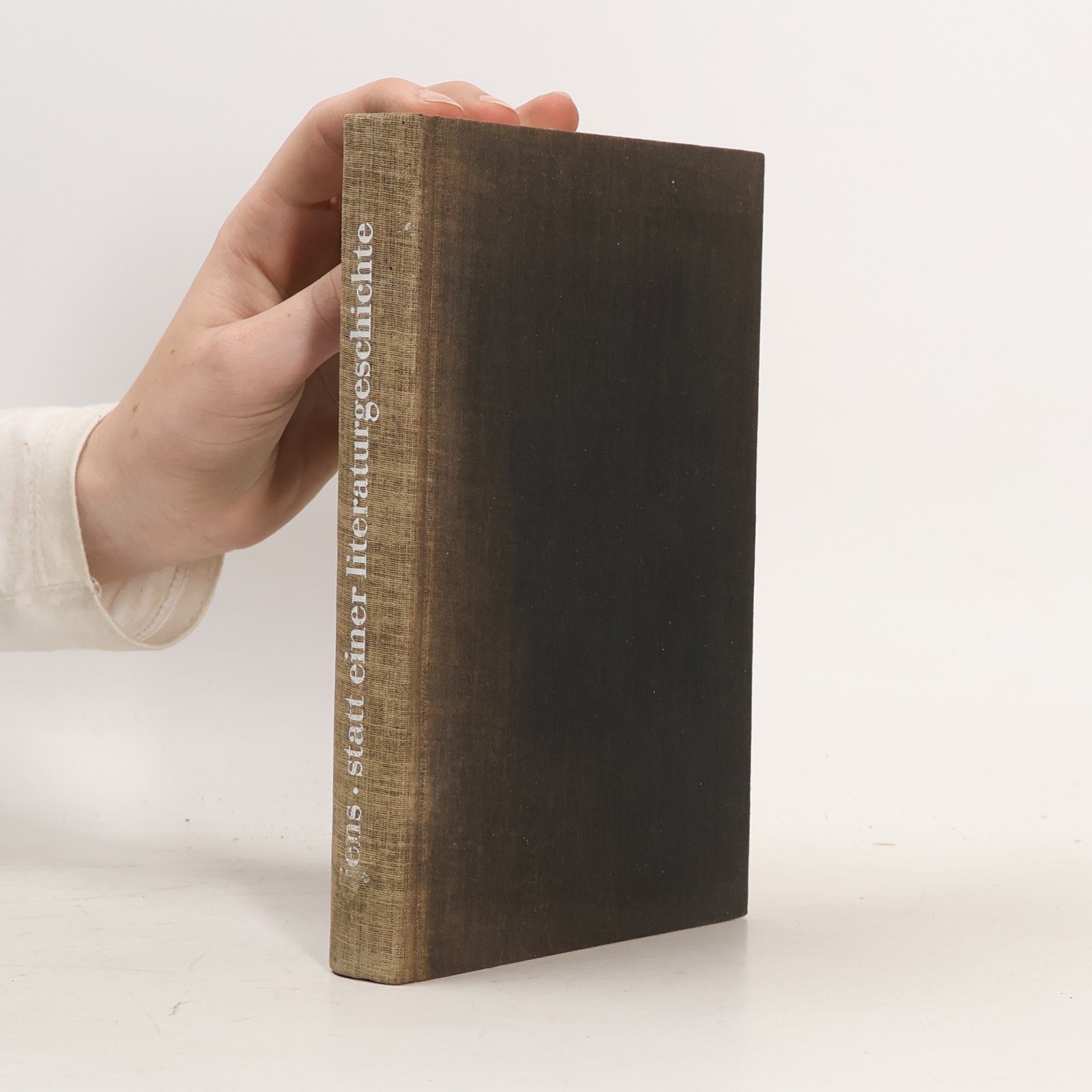 Statt einer Literaturgeschichte