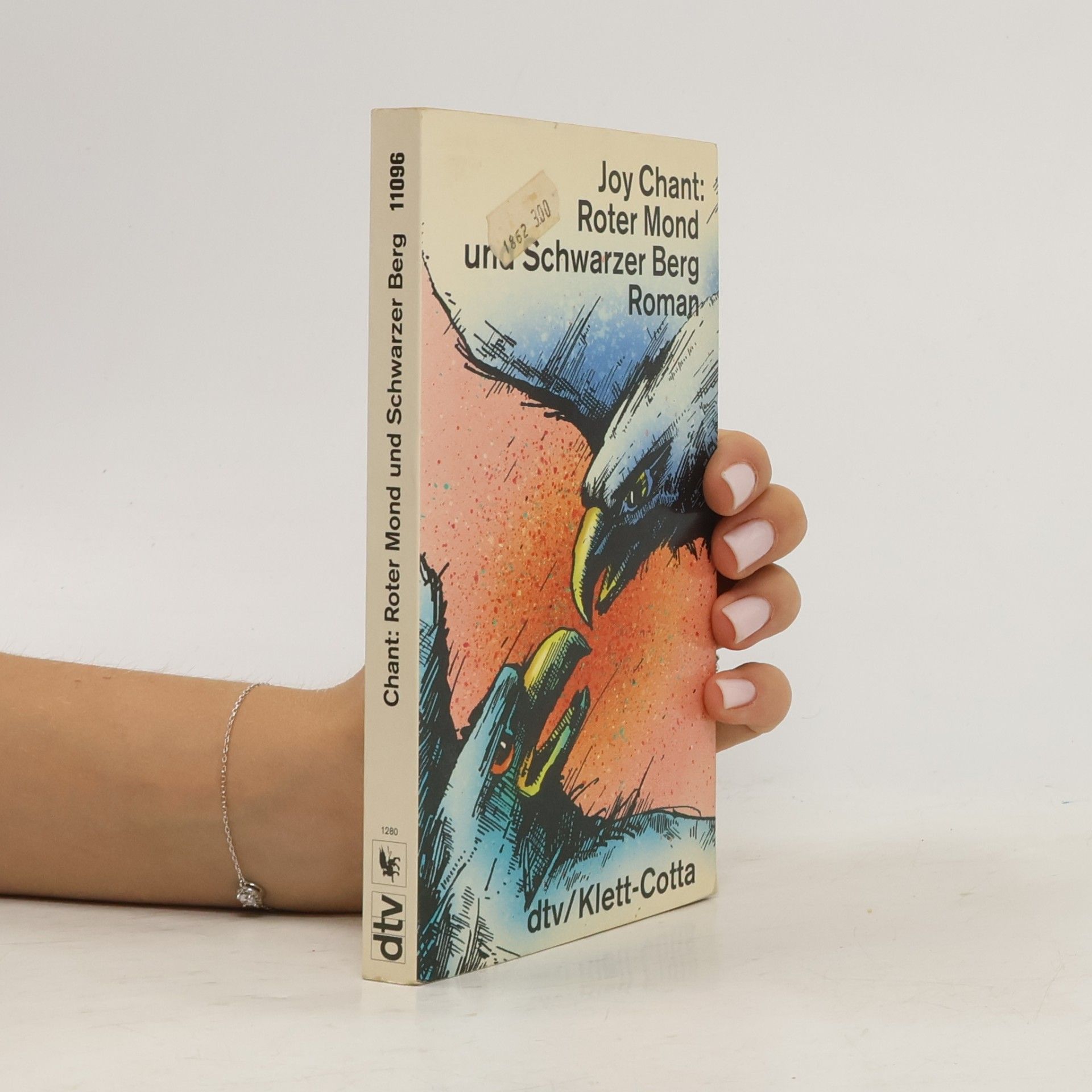 dtv Literatur: Roter Mond und Schwarzer Berg