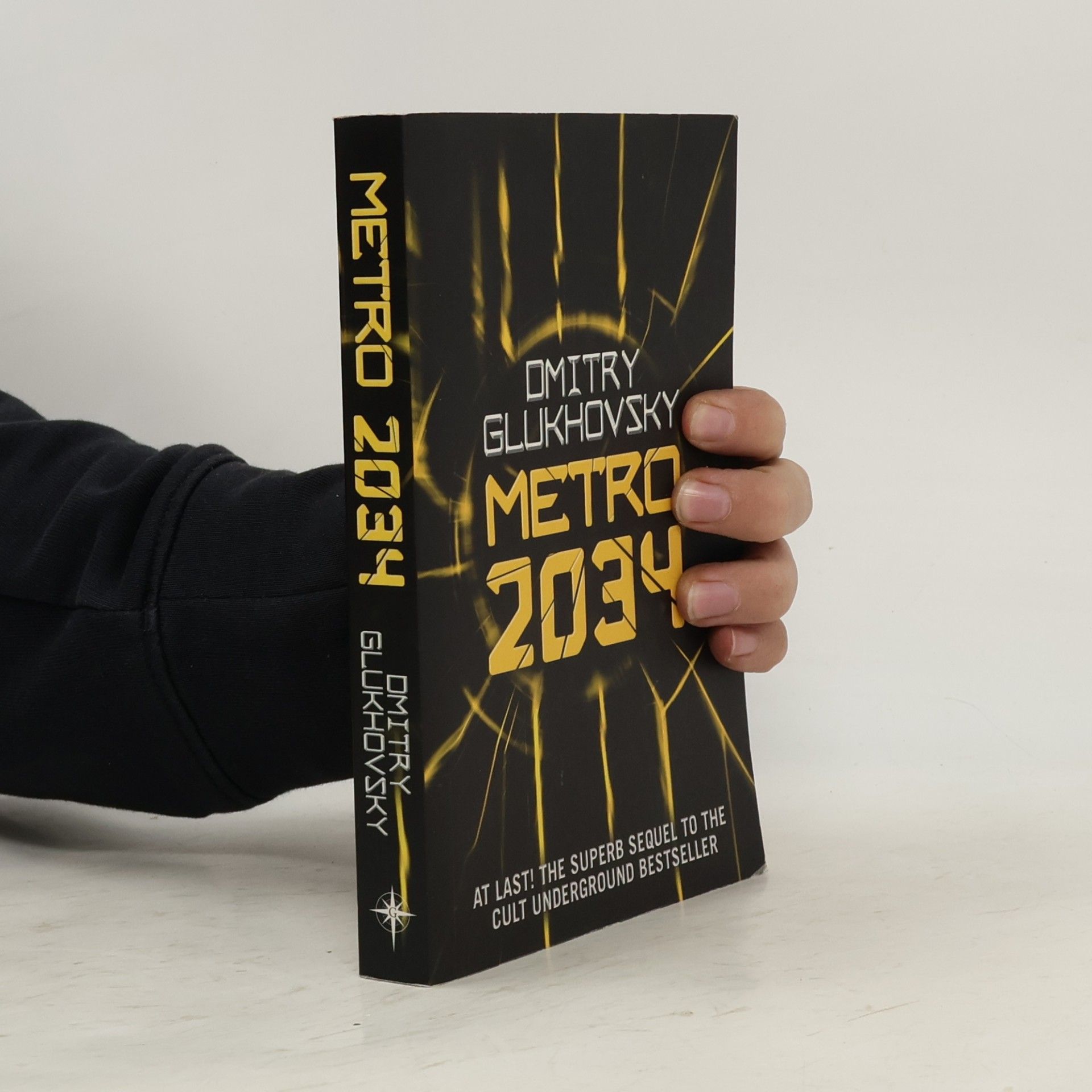 Dmitrij Alexejevič Gluchovskij Metro 2034