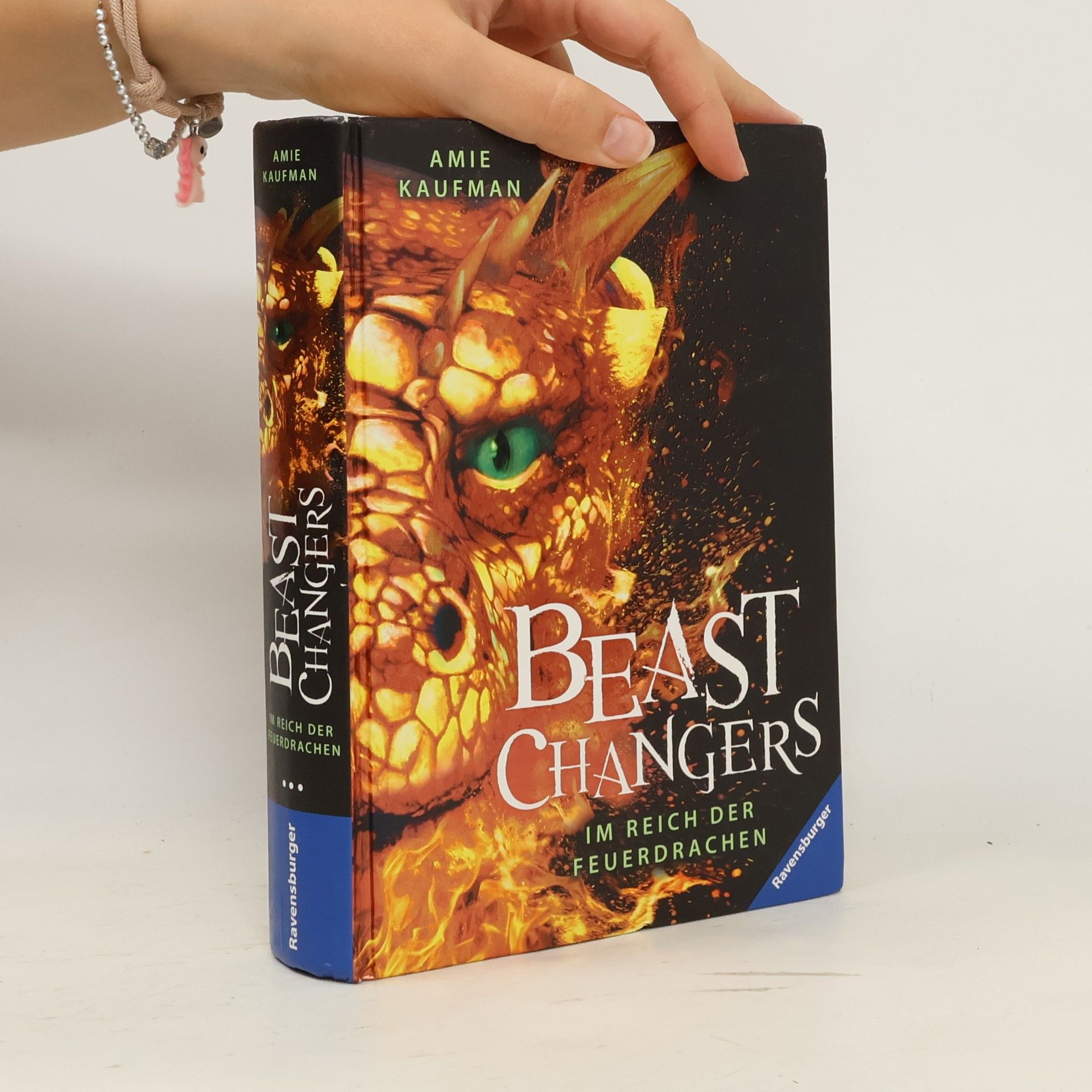 Amie Kaufman Beast Changers, Band 2: Im Reich der Feuerdrachen