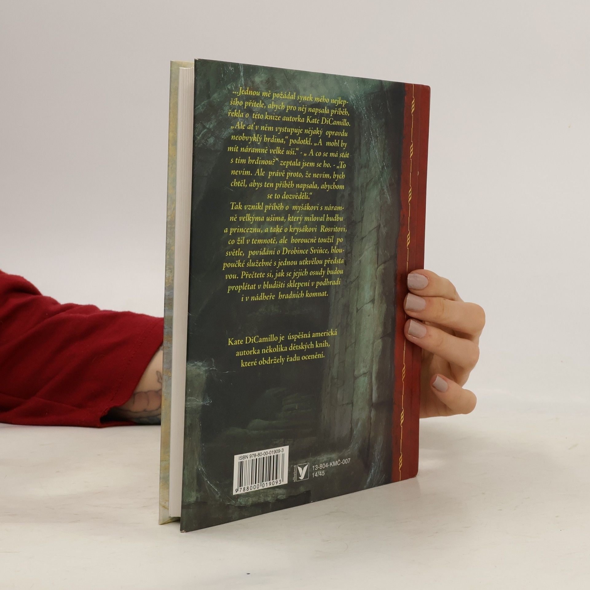 Kate DiCamillo Příběh o Zoufálkovi, aneb, Vyprávění o myšákovi, princezně, troše polévky a špulce niti
