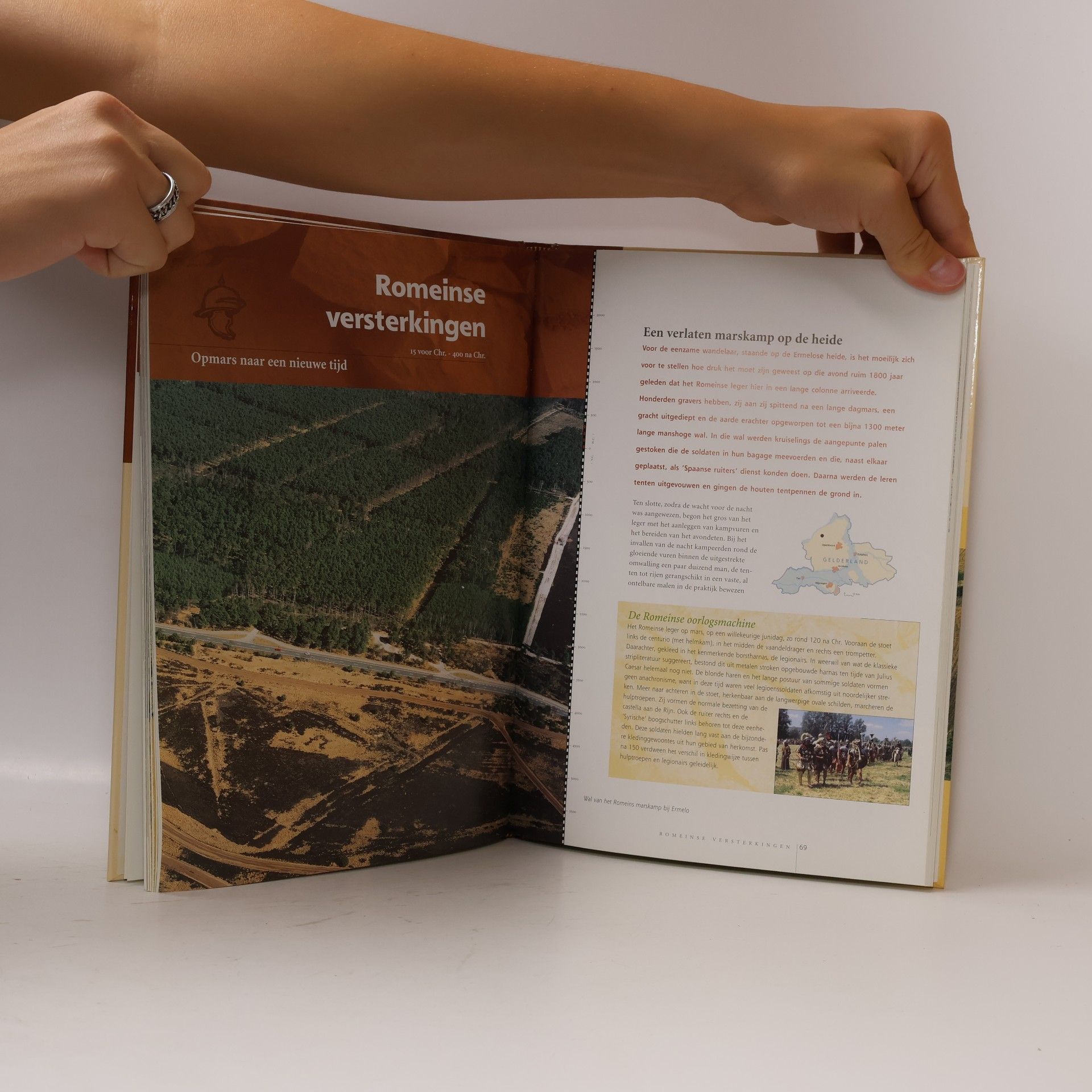 Evert van Ginkel ANWB Archeologieboek Nederland