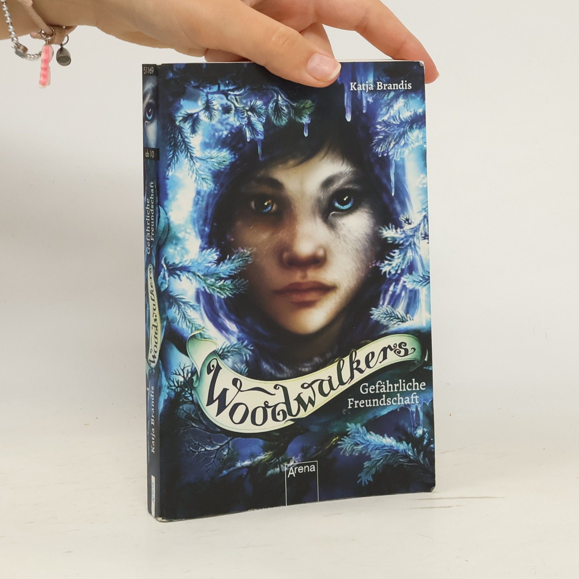 Katja Brandis Woodwalkers (2). Gefährliche Freundschaft